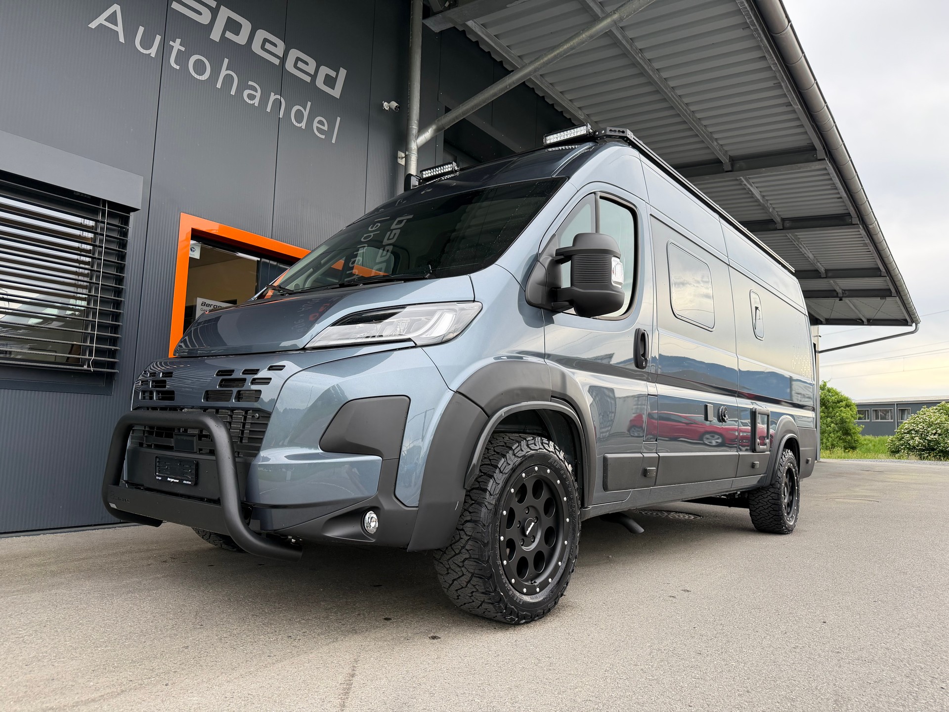 DETHLEFFS 640 ES Offroad Umbau-image-4