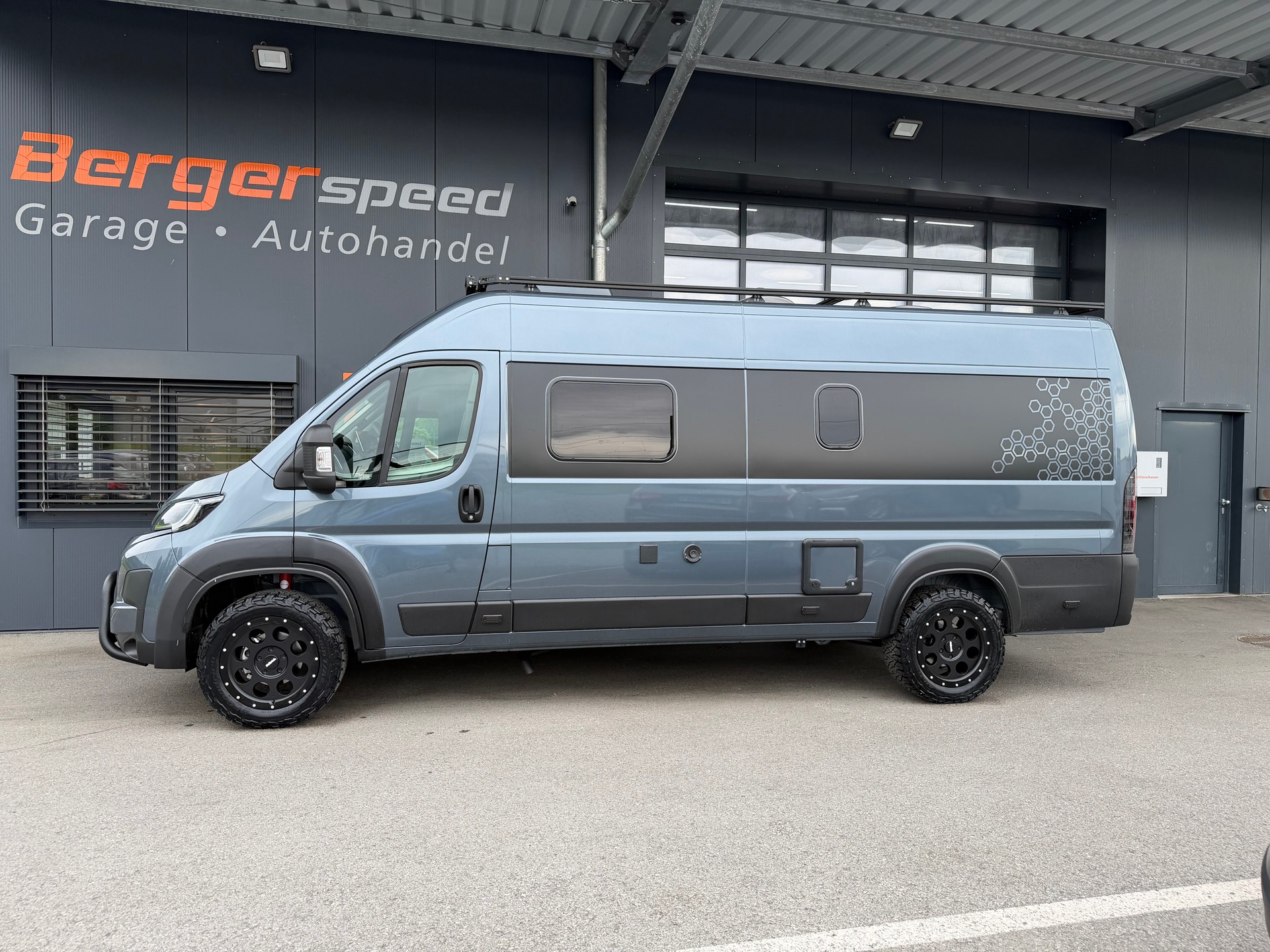 DETHLEFFS 640 ES Offroad Umbau-image-17