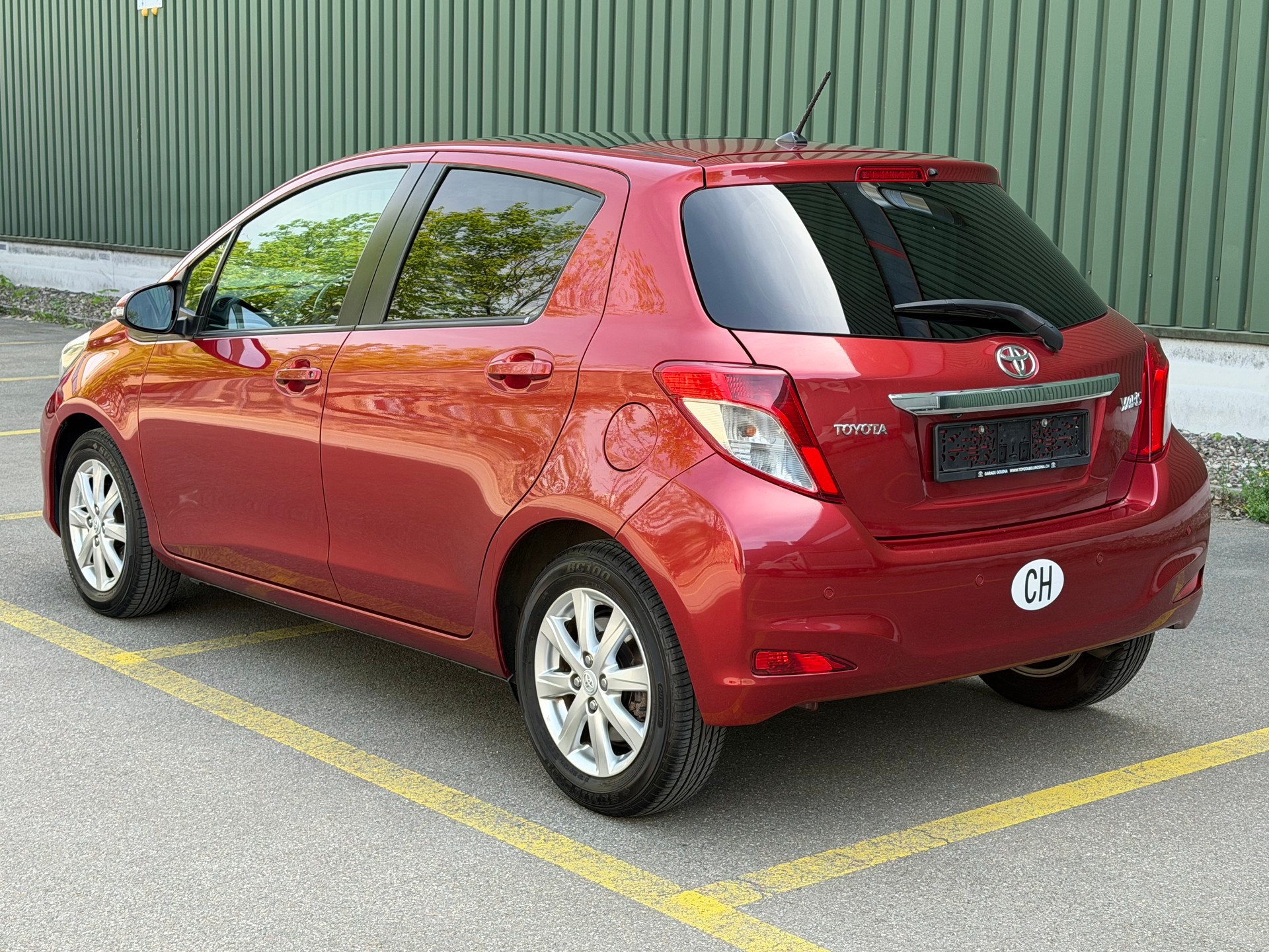 TOYOTA Yaris 1.33 Luna Multidrive-image-6