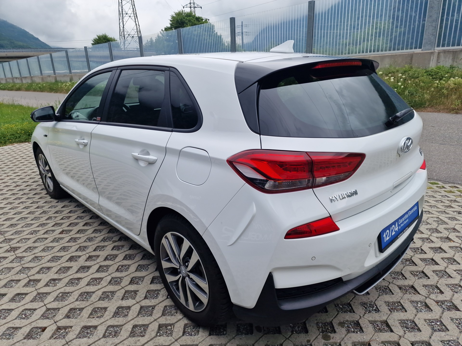 HYUNDAI i30 1.4 T-GDi N-Line DCT-image-4