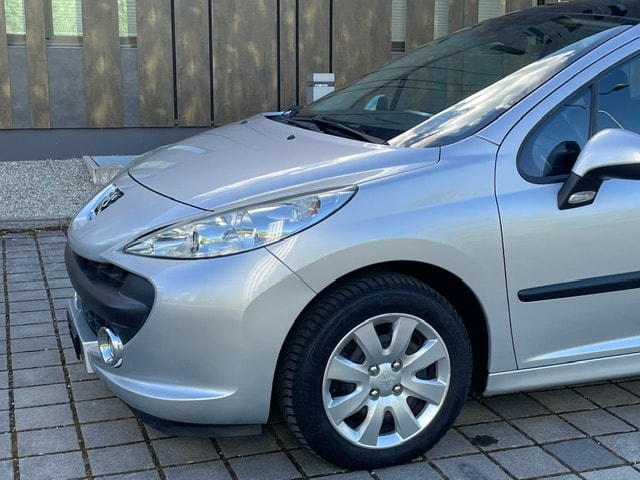 PEUGEOT 207 SW 1.6 16V Sport Automatic-image-6