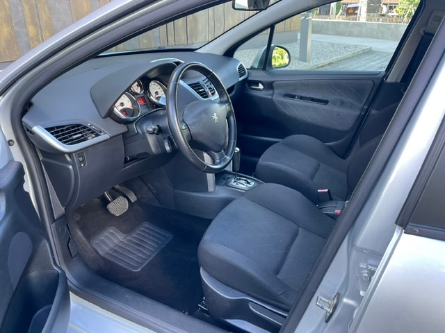 PEUGEOT 207 SW 1.6 16V Sport Automatic-image-11