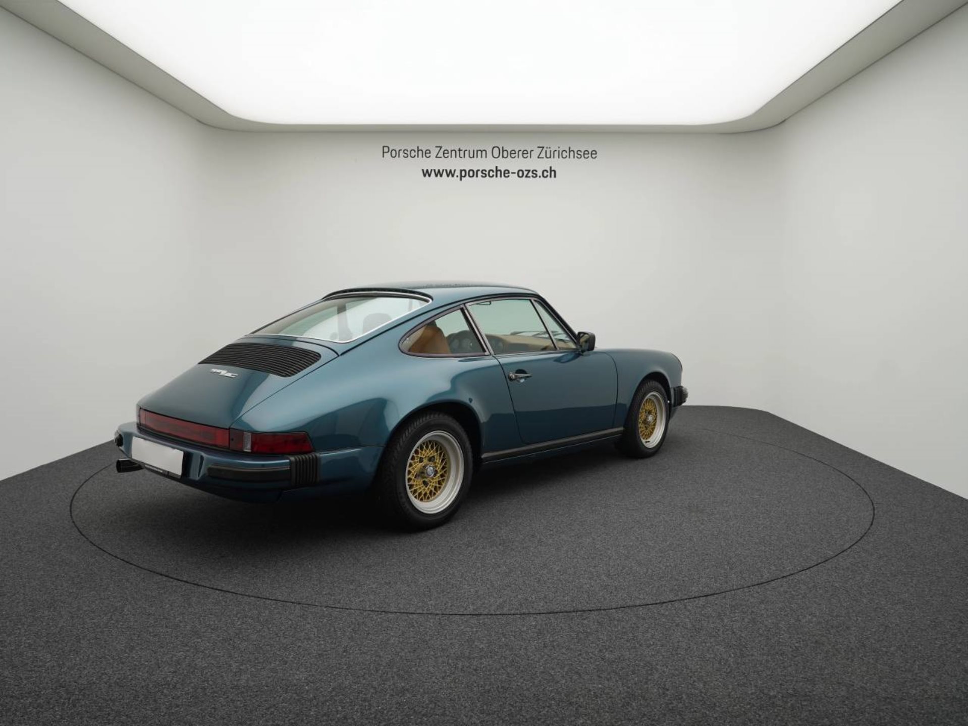 PORSCHE 911 SC Coupé-image-6