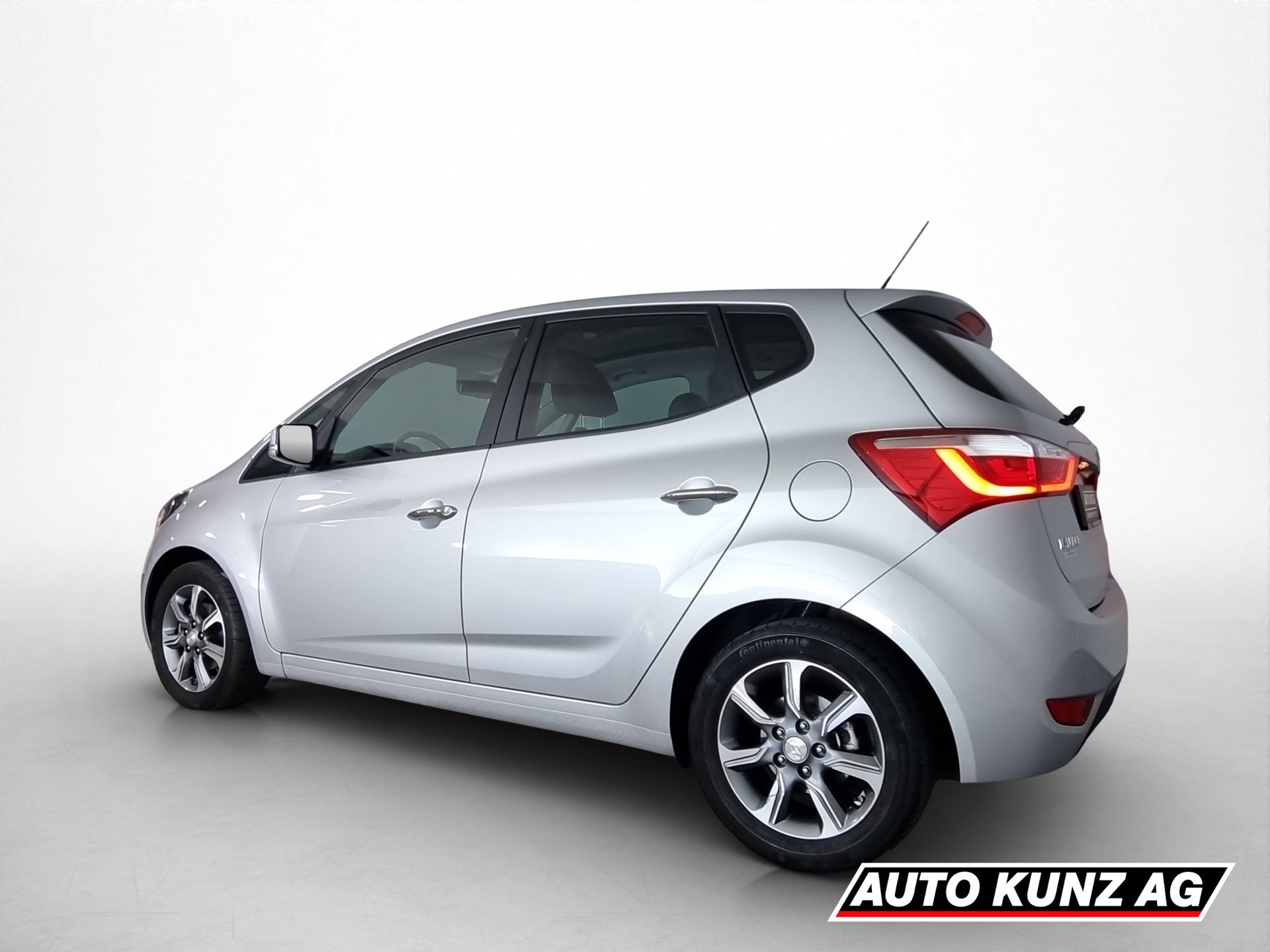 HYUNDAI ix20 1.6 Vertex-showroom-element-3