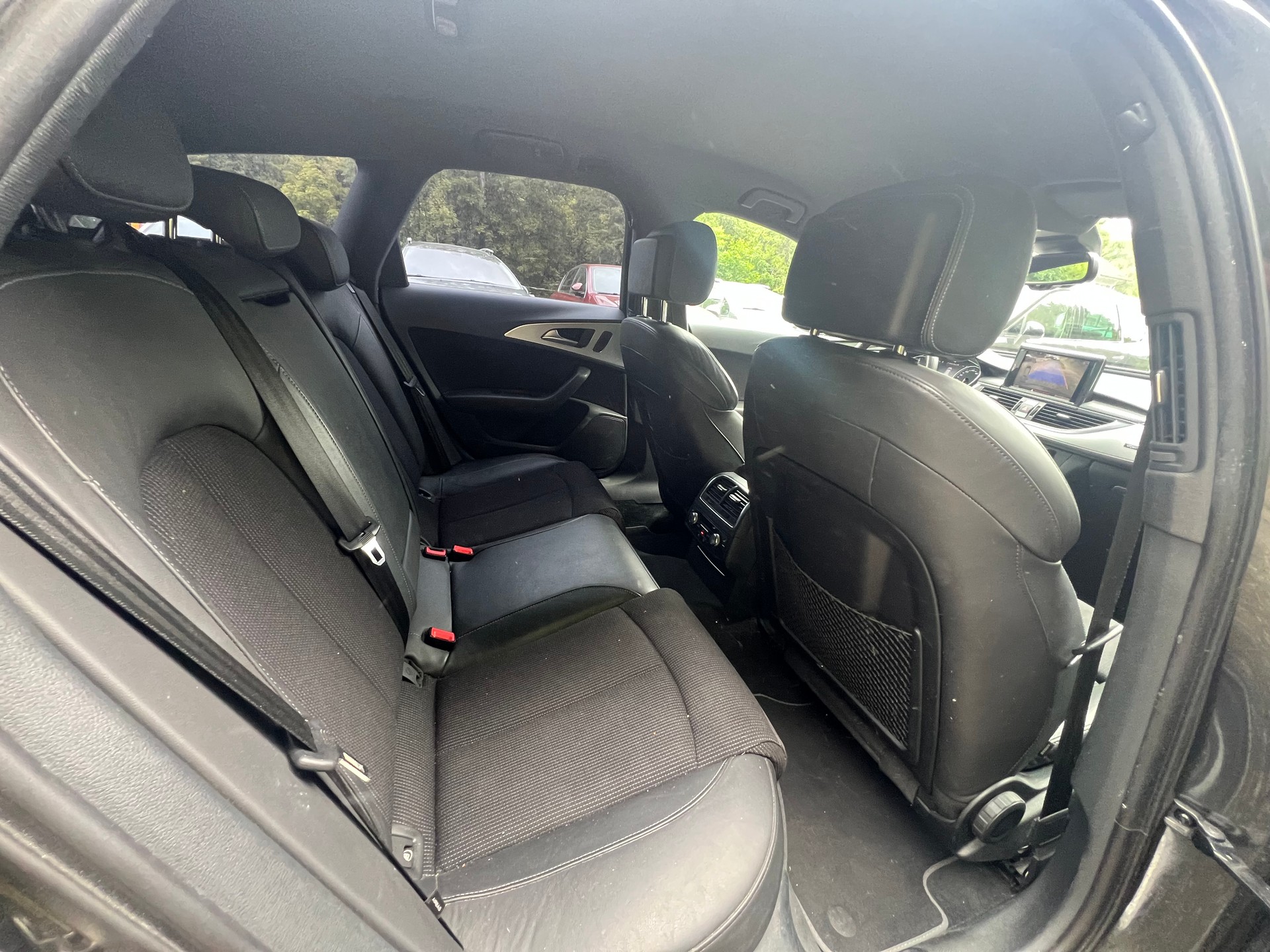 AUDI A6 Avant 3.0 TDI V6 quattro S-tronic-image-11