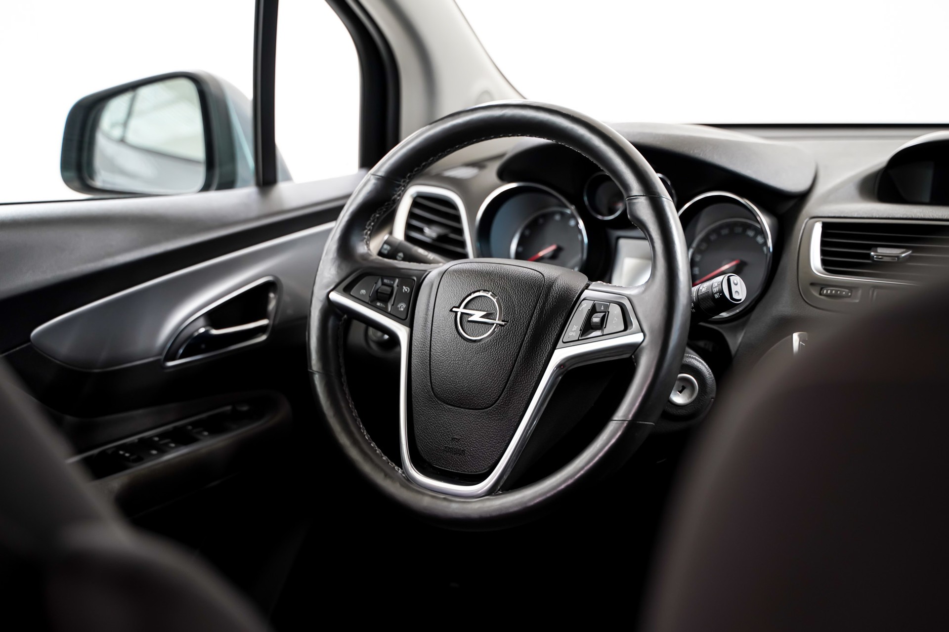 OPEL Mokka 1.4i 16V Turbo Drive 2WD Automatik-image-16