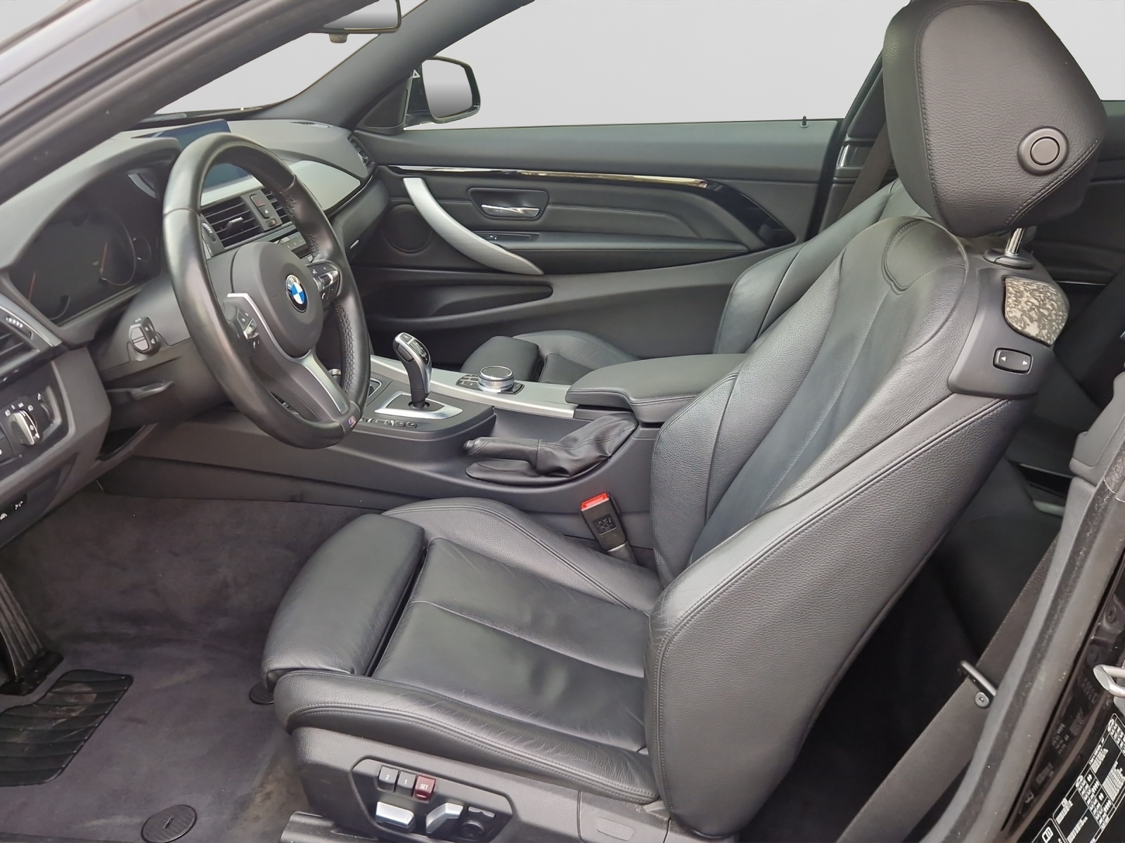 BMW 4er Reihe F32 Coupé 420d xDrive SAG-image-5