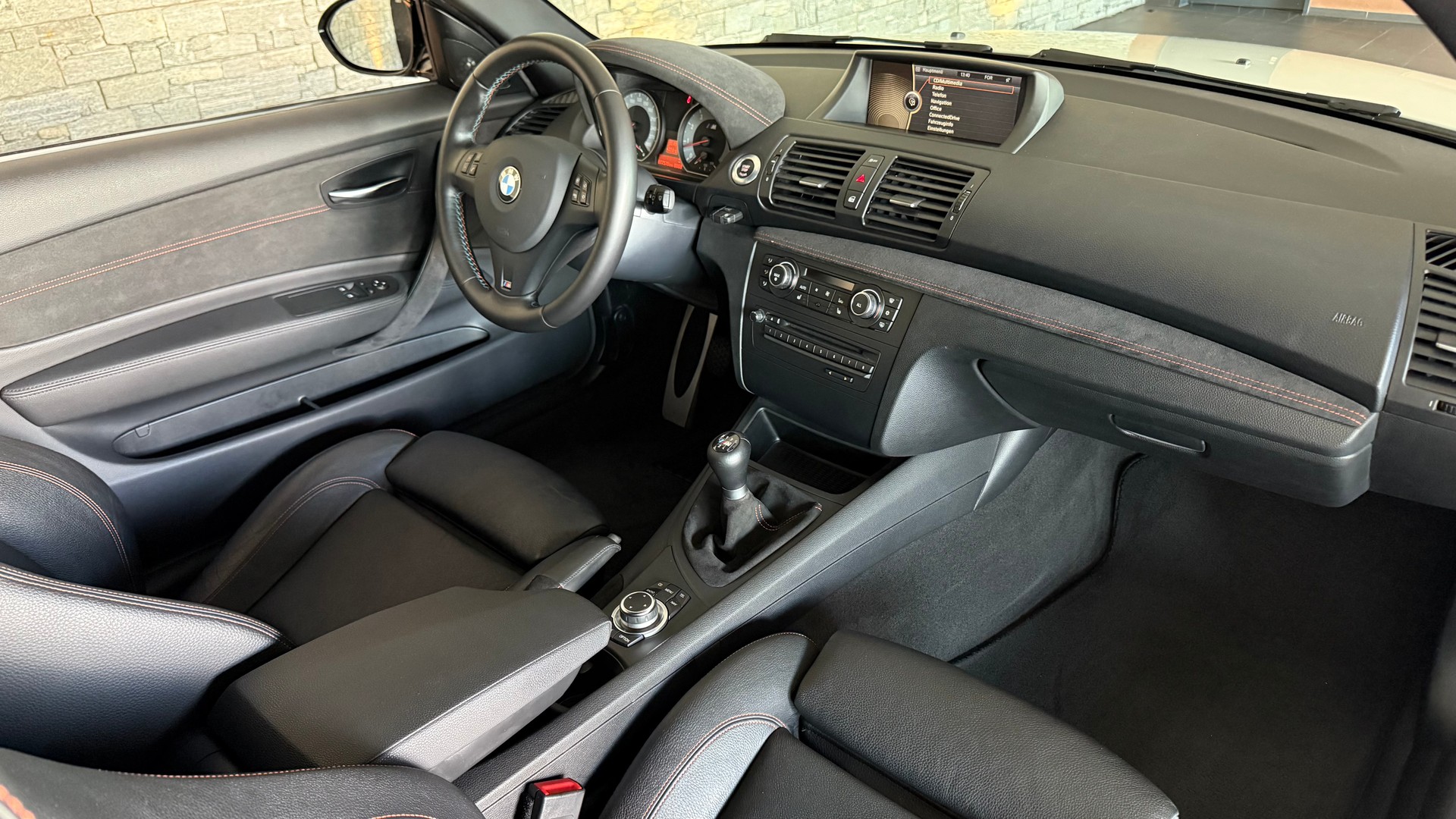 BMW 1er M Coupé-image-15