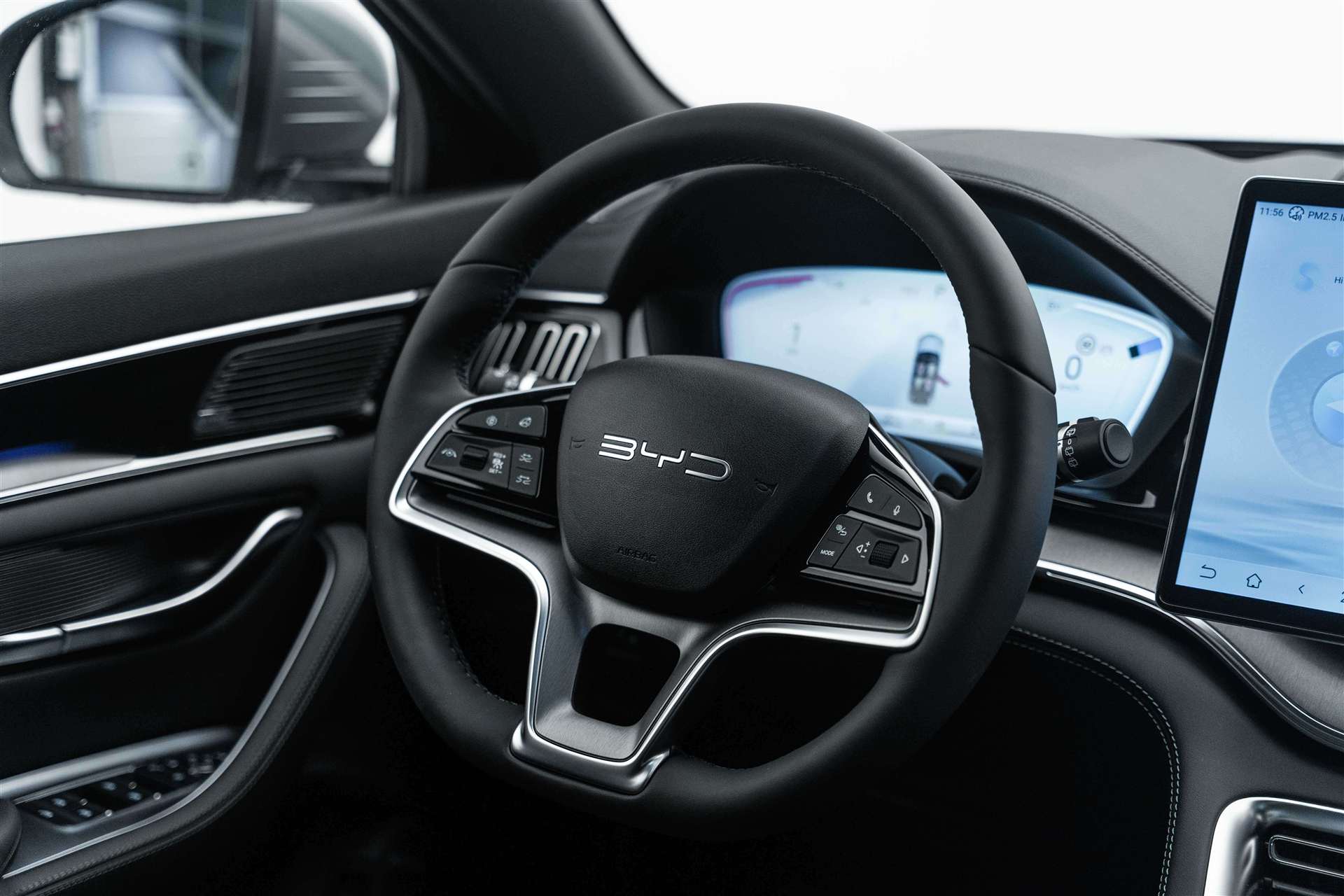 BYD Seal U DM-i PHEV Design AWD 324PS Automat-image-9