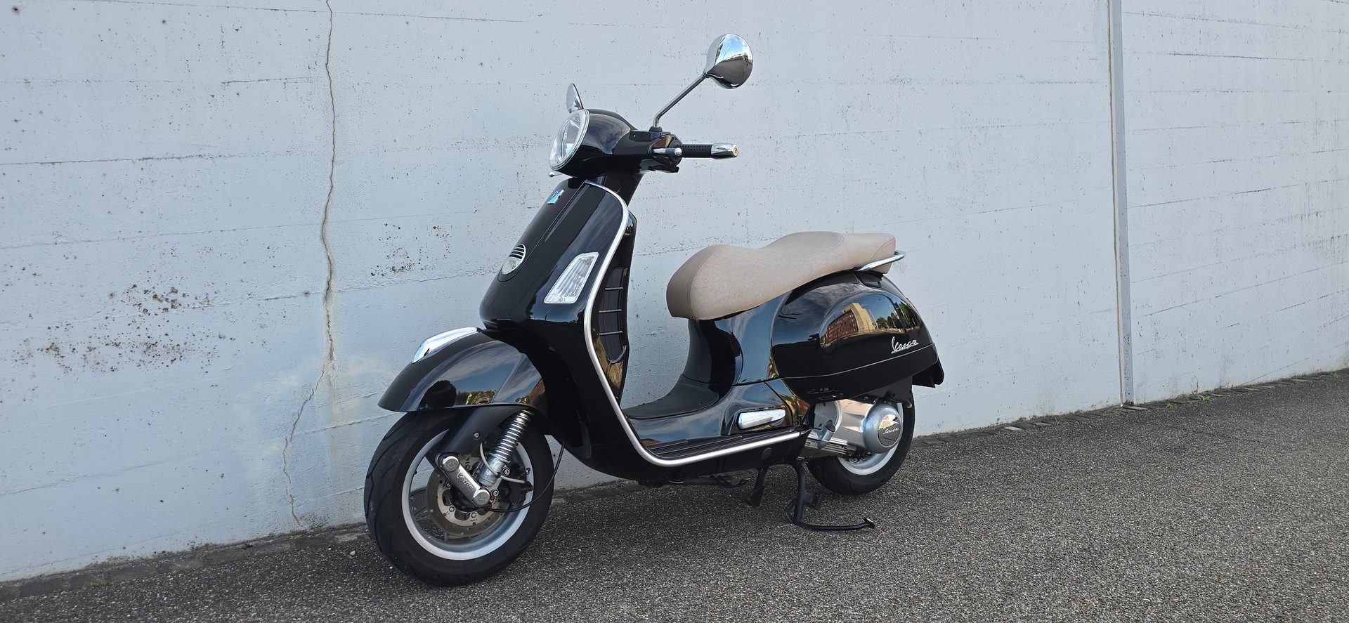 PIAGGIO Vespa 125 GTS-image-8