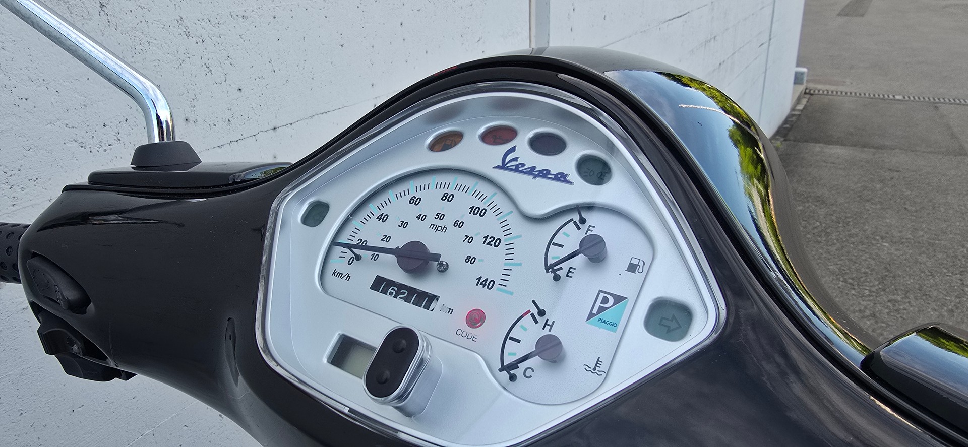 PIAGGIO Vespa 125 GTS-image-7