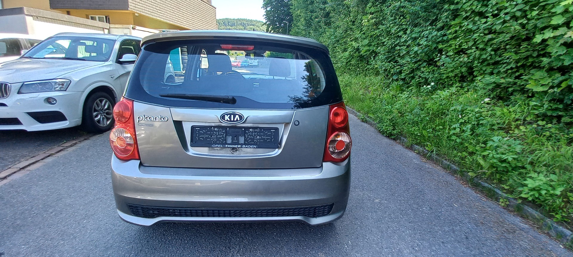 KIA Picanto 1.0 _seven-image-3