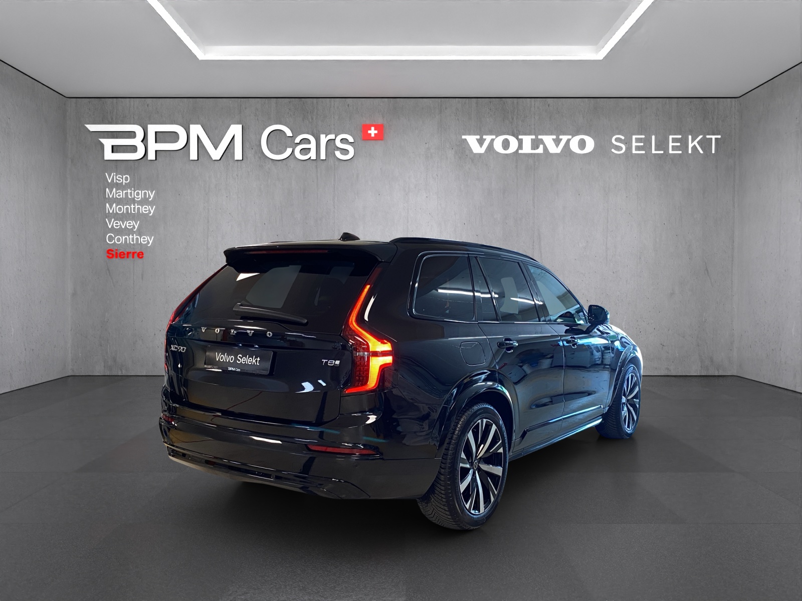 VOLVO XC90 T8 eAWD PluginHybrid Plus Dark Geartronic-showroom-element-1