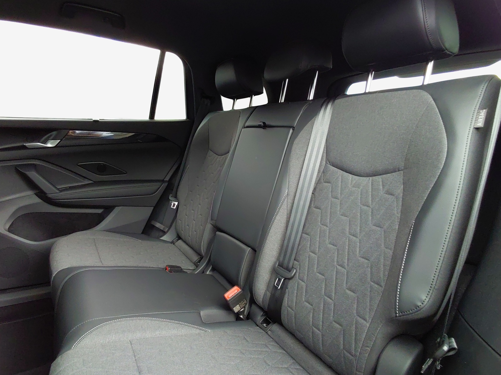 VW Tayron 1.5 TSI evo2 mHEV Life DSG-image-11