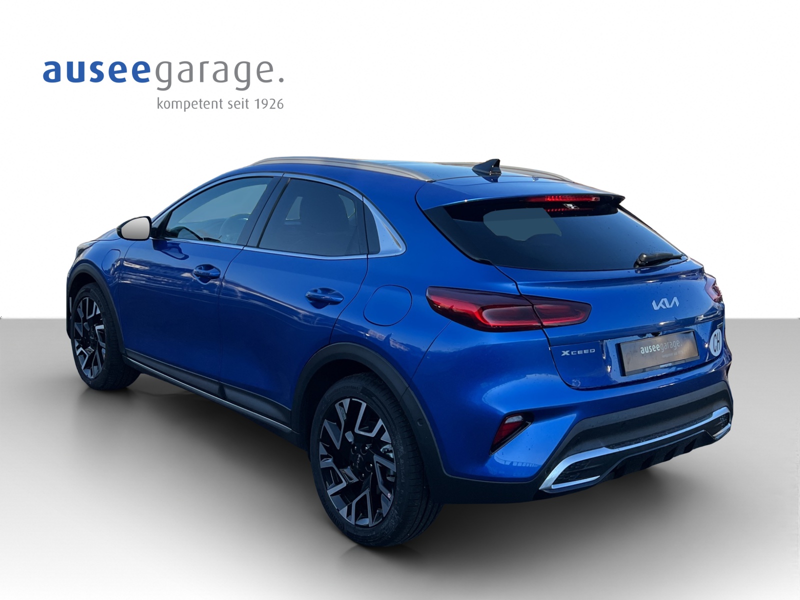 KIA XCeed 1.6 GDi Plug-in Hybrid Style-showroom-element-2