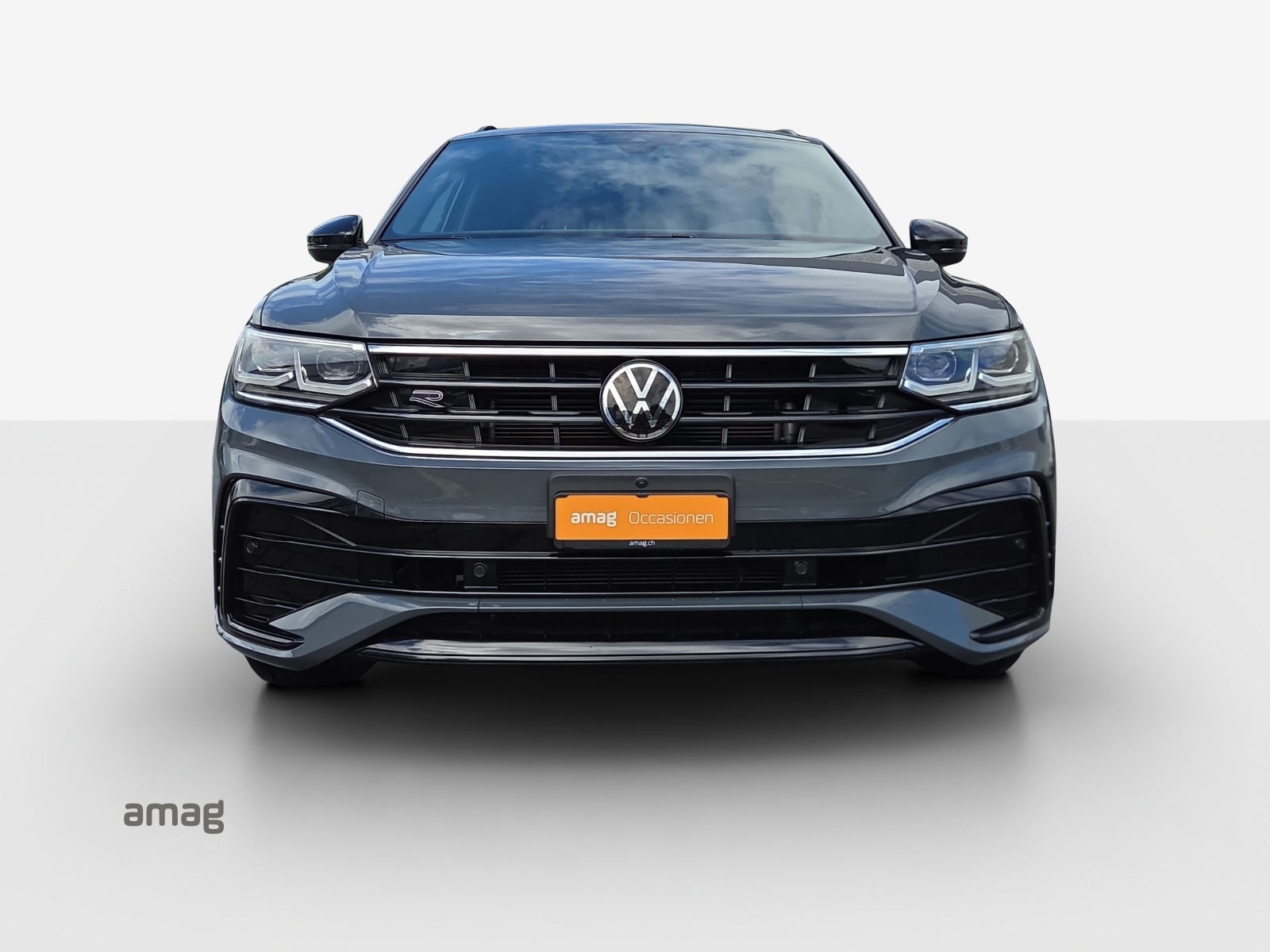 VW Tiguan 2.0TSI R-Line 4Motion DSG-image-6