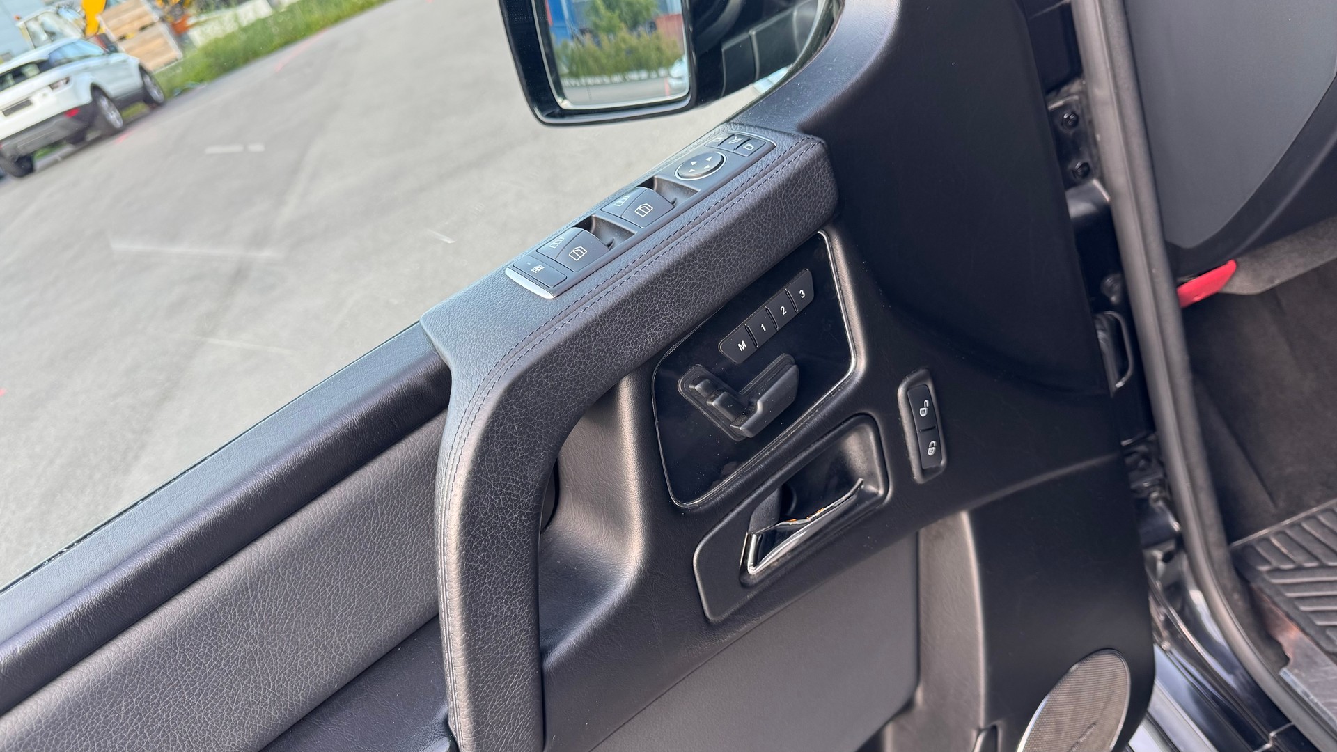 MERCEDES-BENZ G 350 d 7G-Tronic-image-13