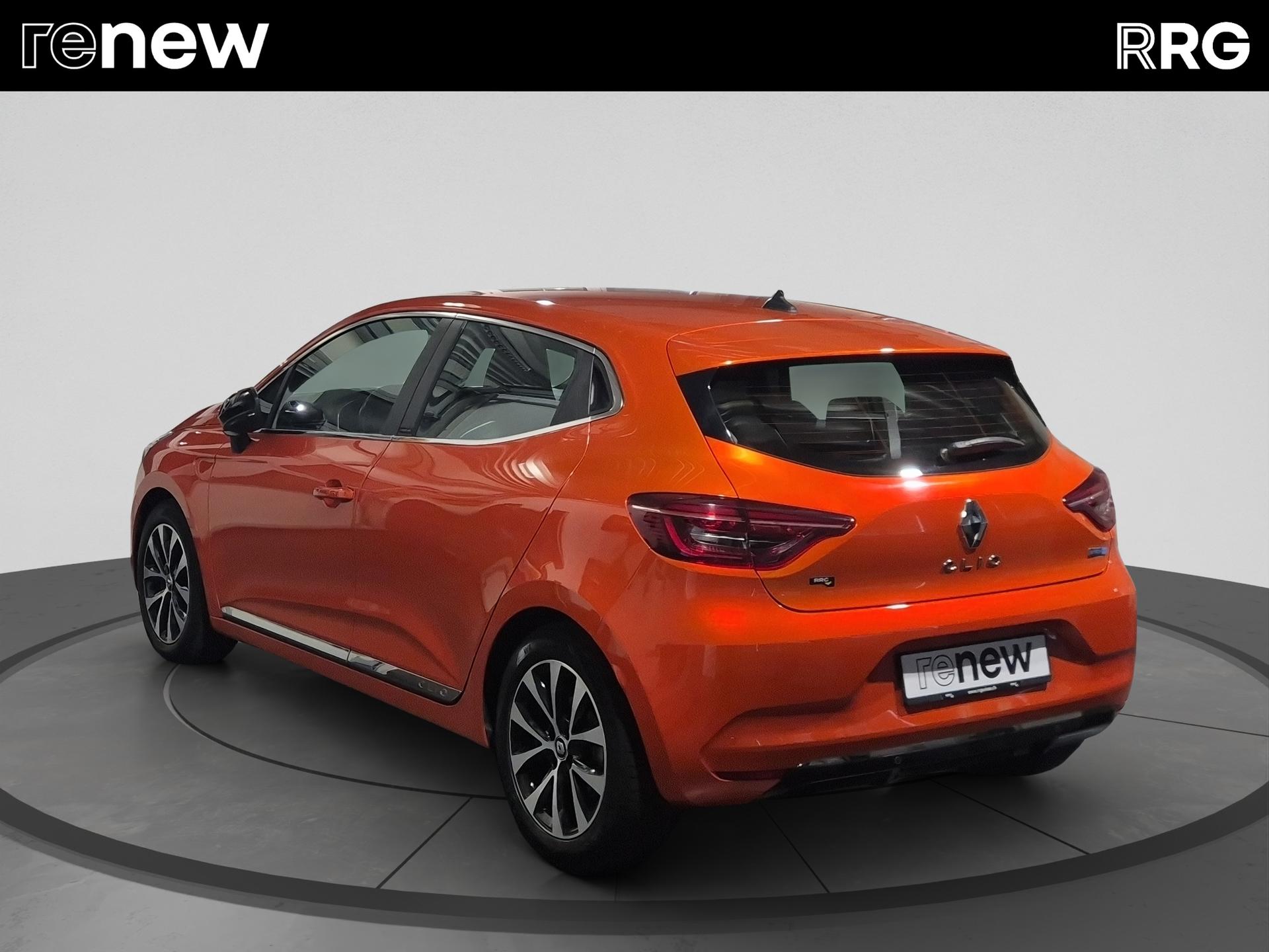 RENAULT Clio 1.6 E-Tech Intens-image-4