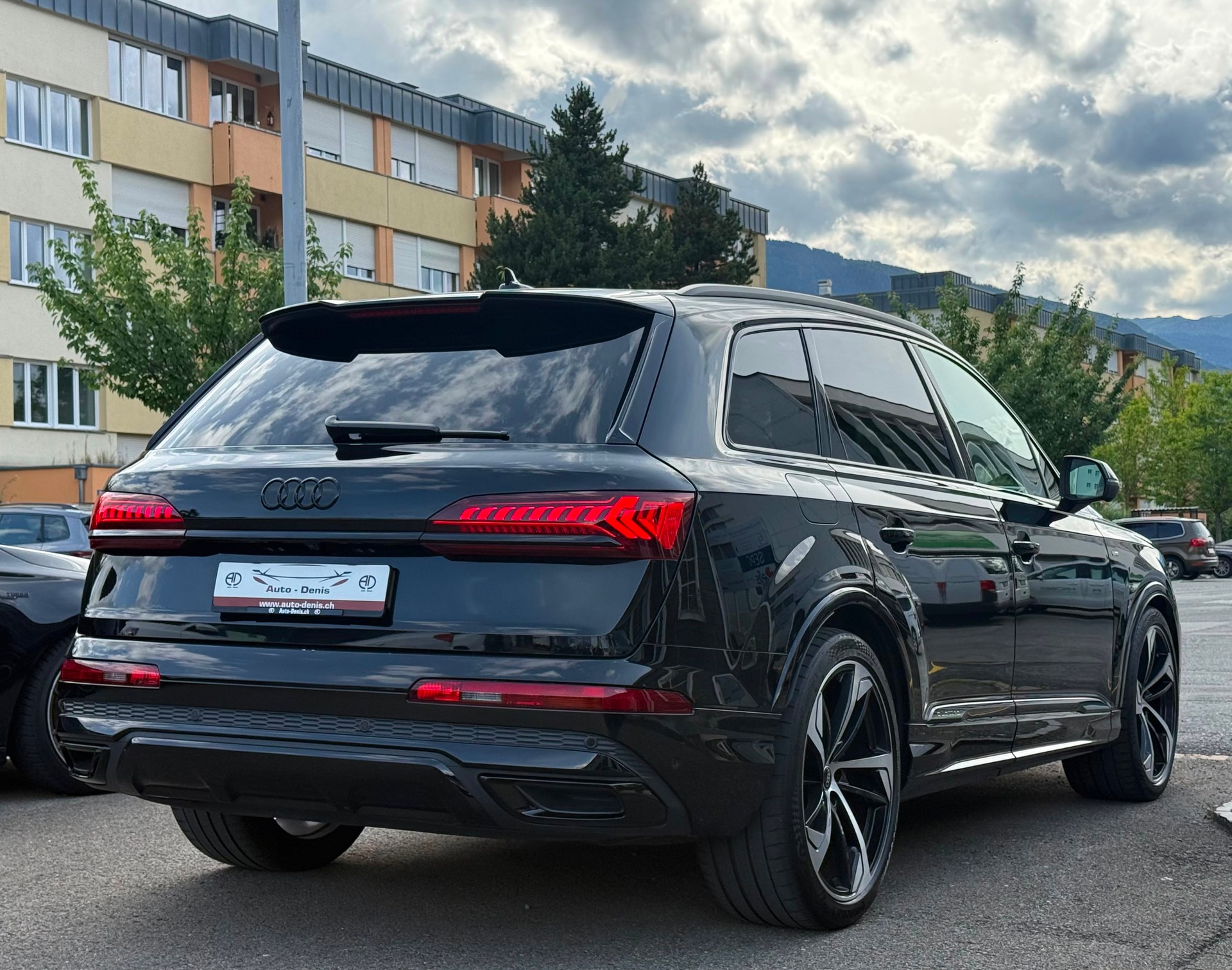 AUDI Q7 3.0 50 TDI S Line quattro T-Tronic *Traumausstattung*-showroom-element-3
