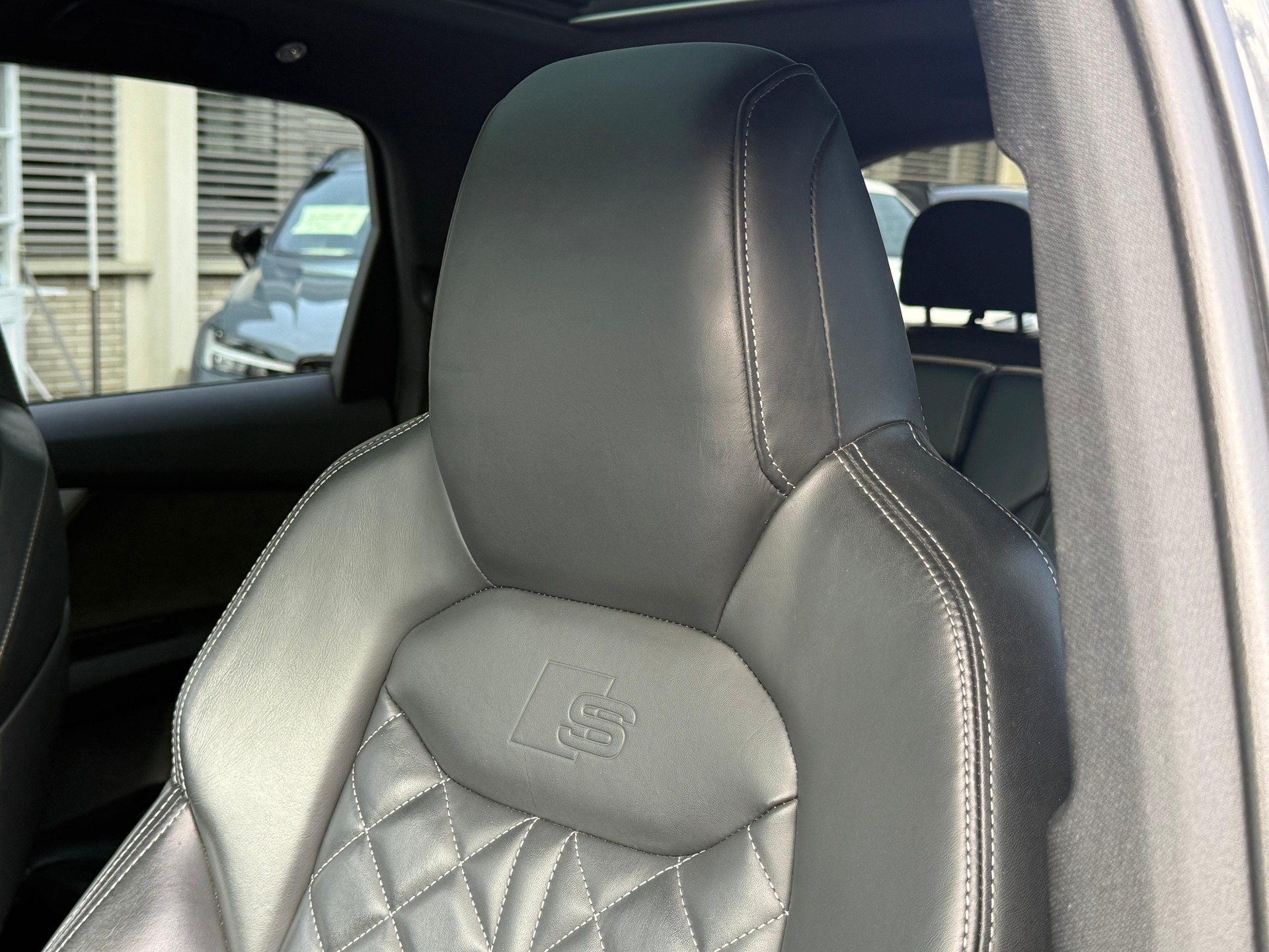 AUDI Q7 3.0 50 TDI S Line quattro T-Tronic *Traumausstattung*-image-9