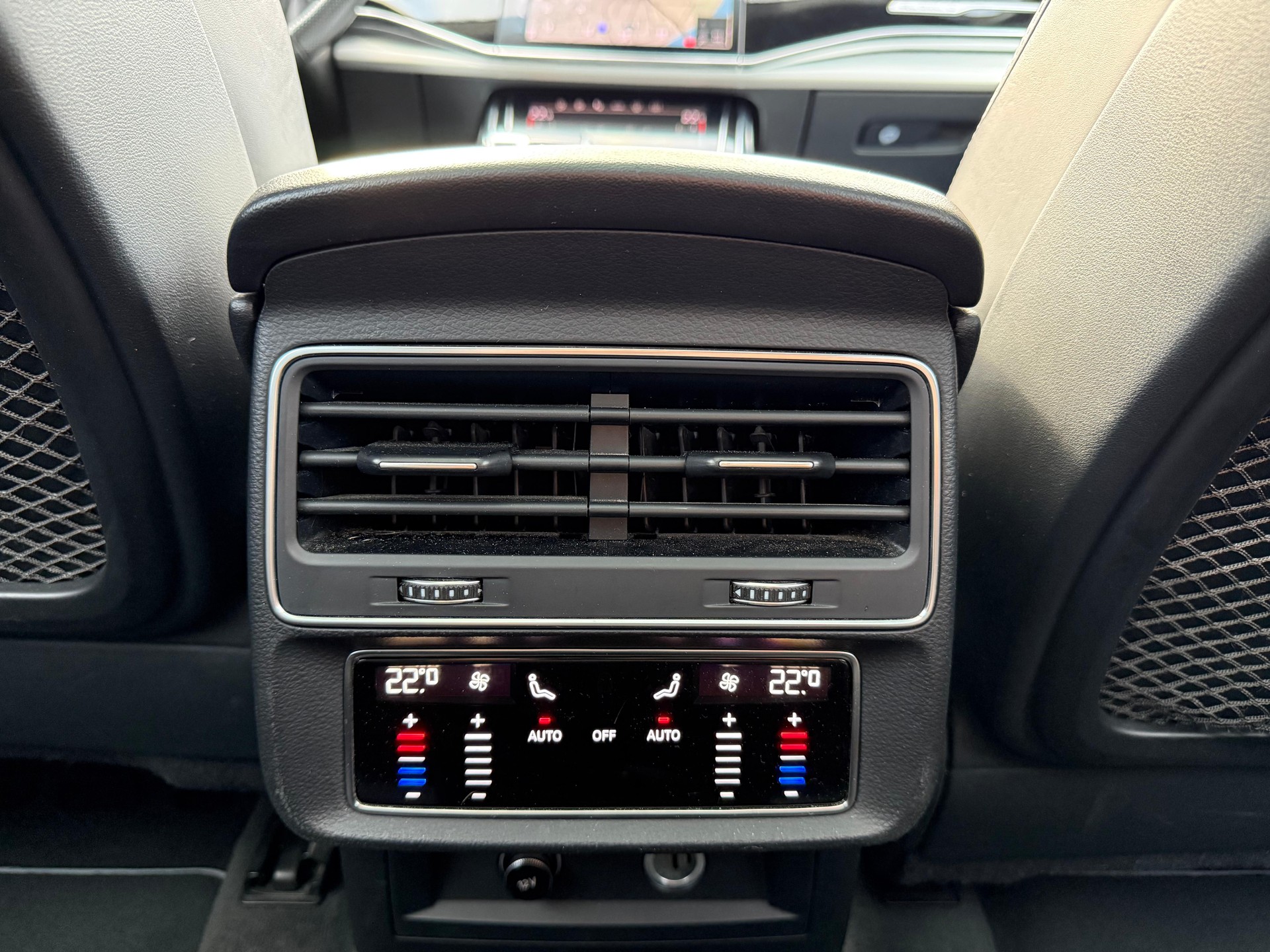 AUDI Q7 3.0 50 TDI S Line quattro T-Tronic *Traumausstattung*-image-22