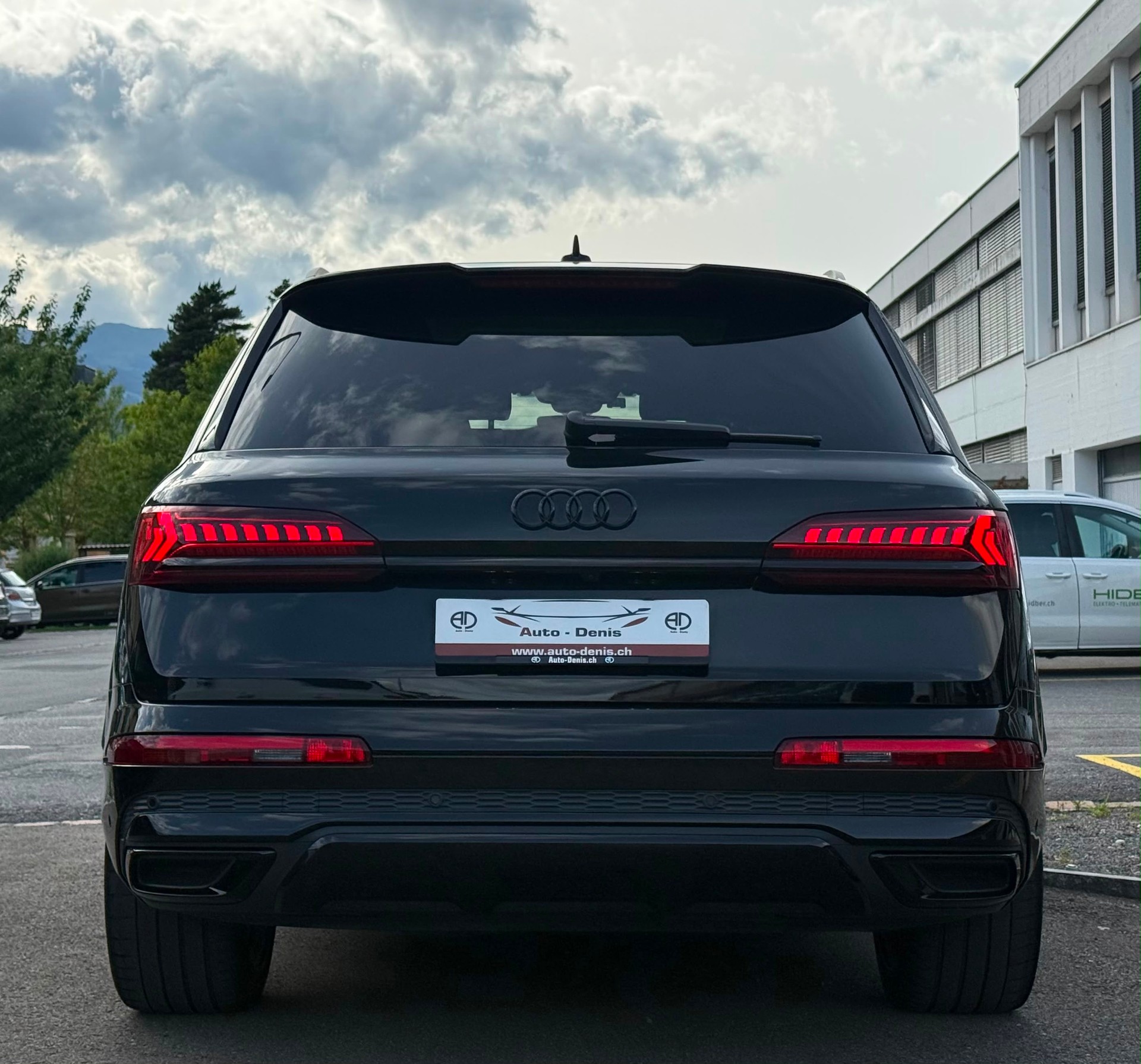 AUDI Q7 3.0 50 TDI S Line quattro T-Tronic *Traumausstattung*-image-4