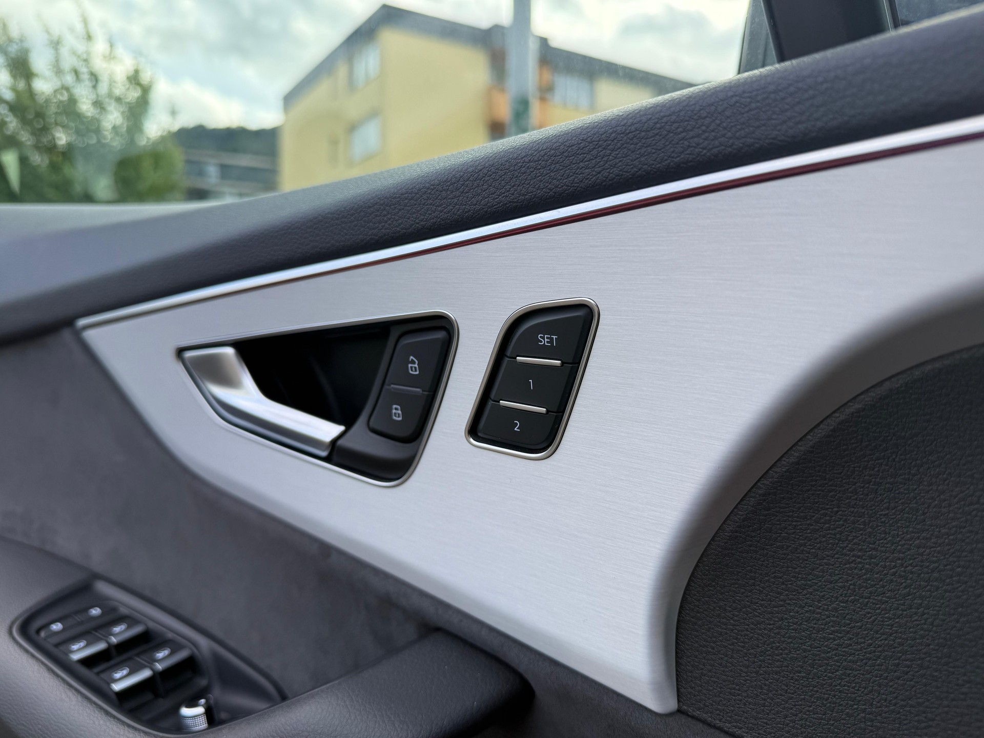 AUDI Q7 3.0 50 TDI S Line quattro T-Tronic *Traumausstattung*-image-11