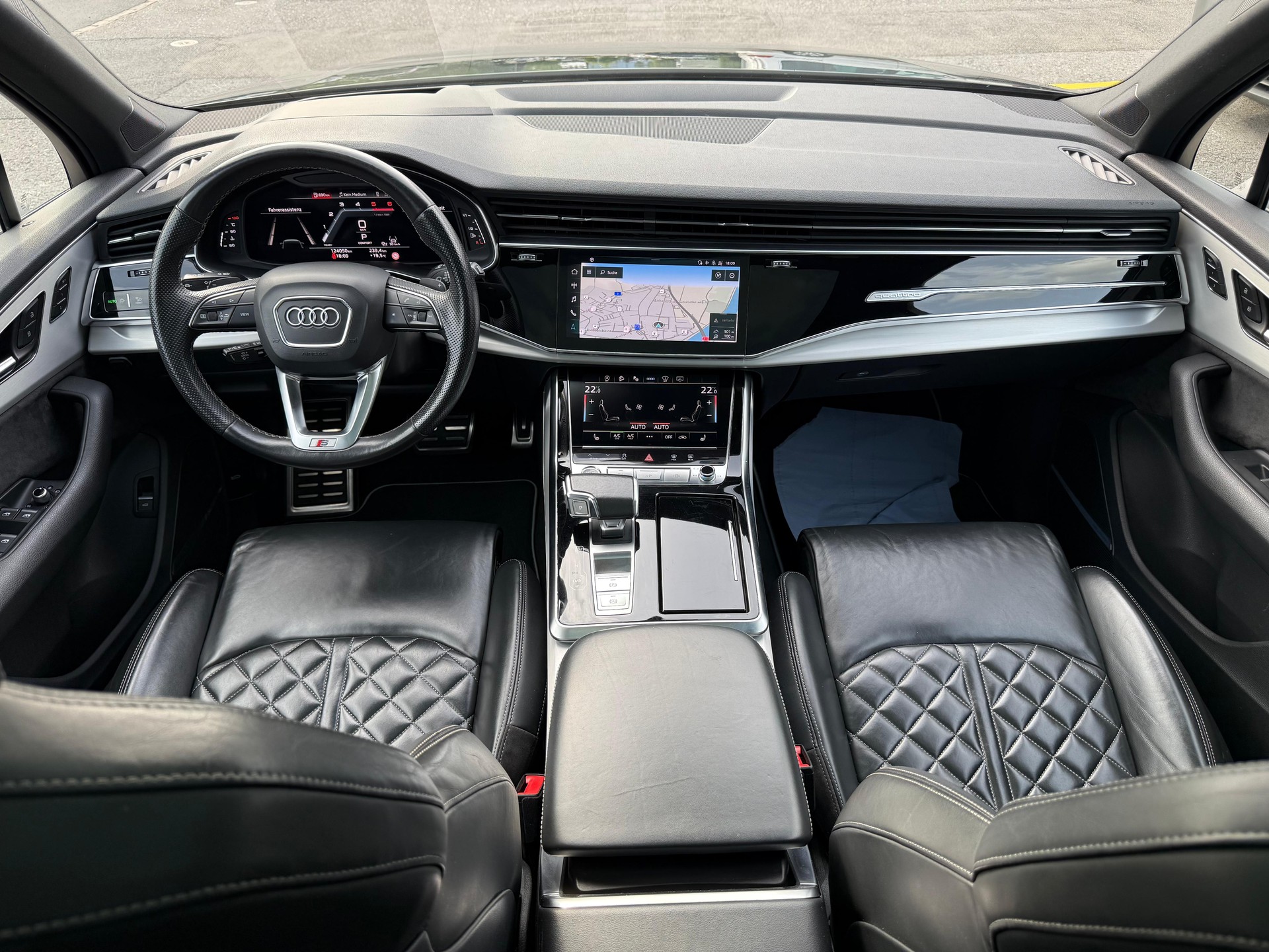 AUDI Q7 3.0 50 TDI S Line quattro T-Tronic *Traumausstattung*-image-24