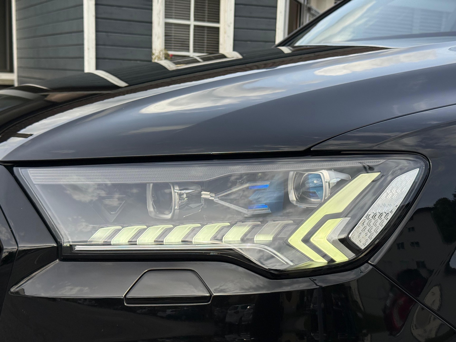 AUDI Q7 3.0 50 TDI S Line quattro T-Tronic *Traumausstattung*-image-31
