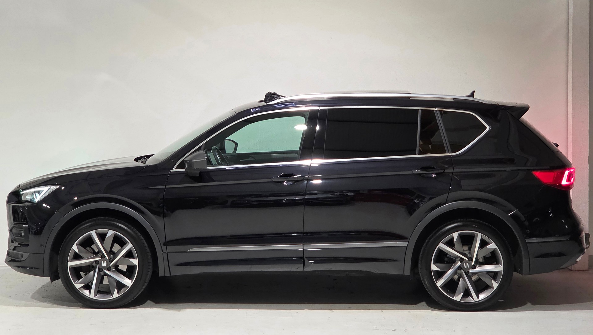 SEAT Tarraco 2.0TSI FR 4Drive DSG-showroom-element-1