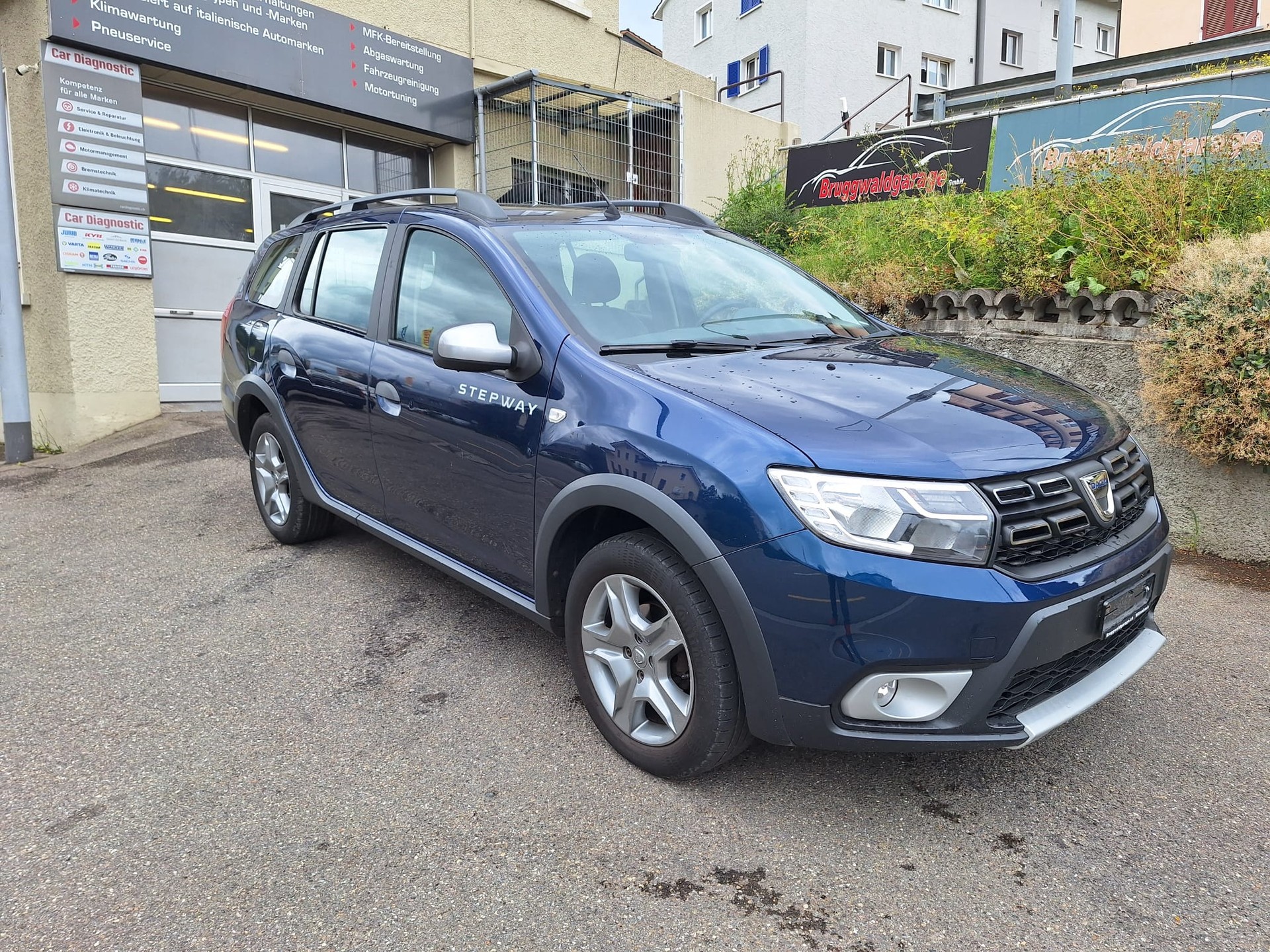 DACIA Logan MCV 1.5dCi Stepway Unlimited-image-3