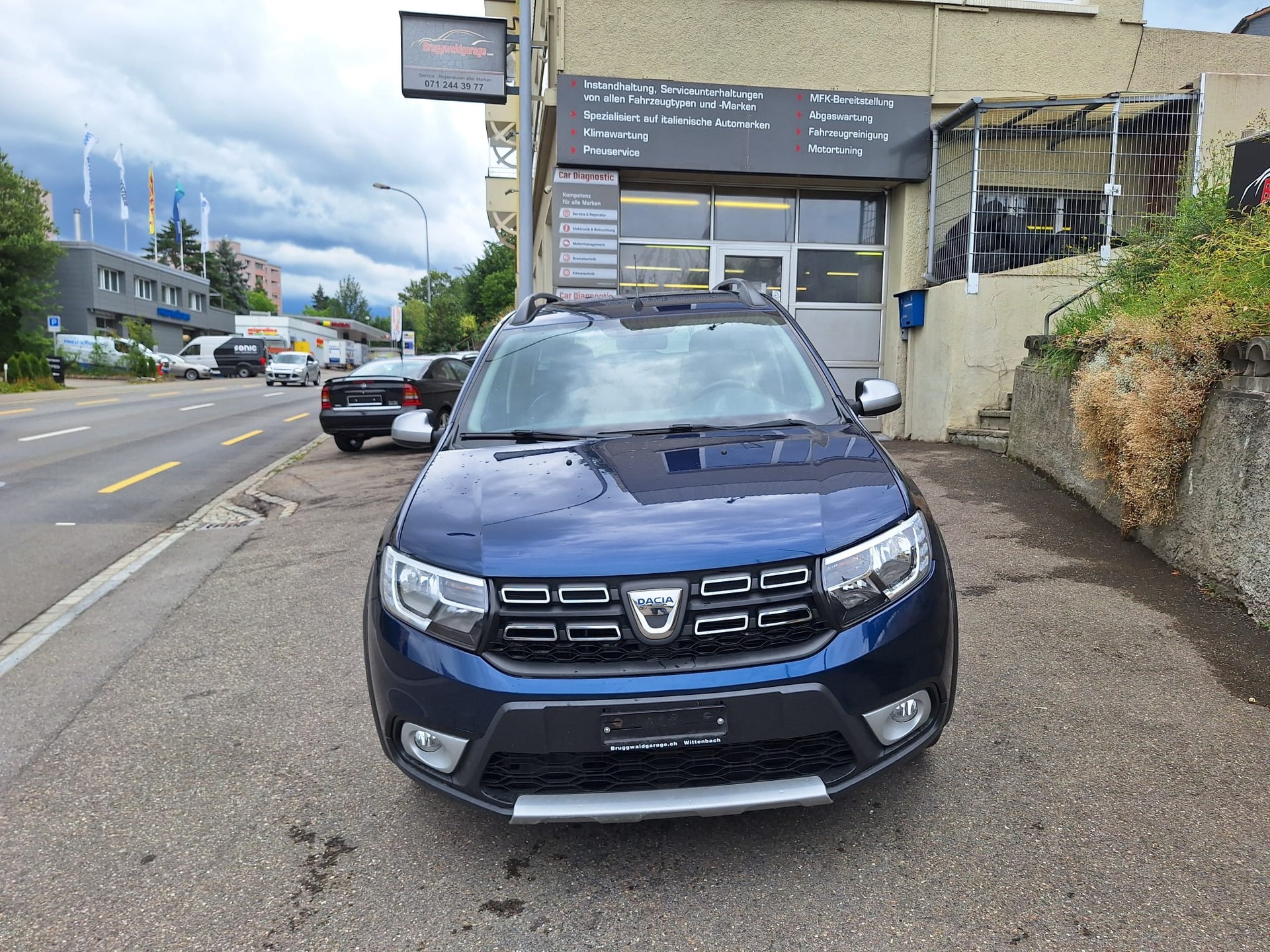 DACIA Logan MCV 1.5dCi Stepway Unlimited-image-4