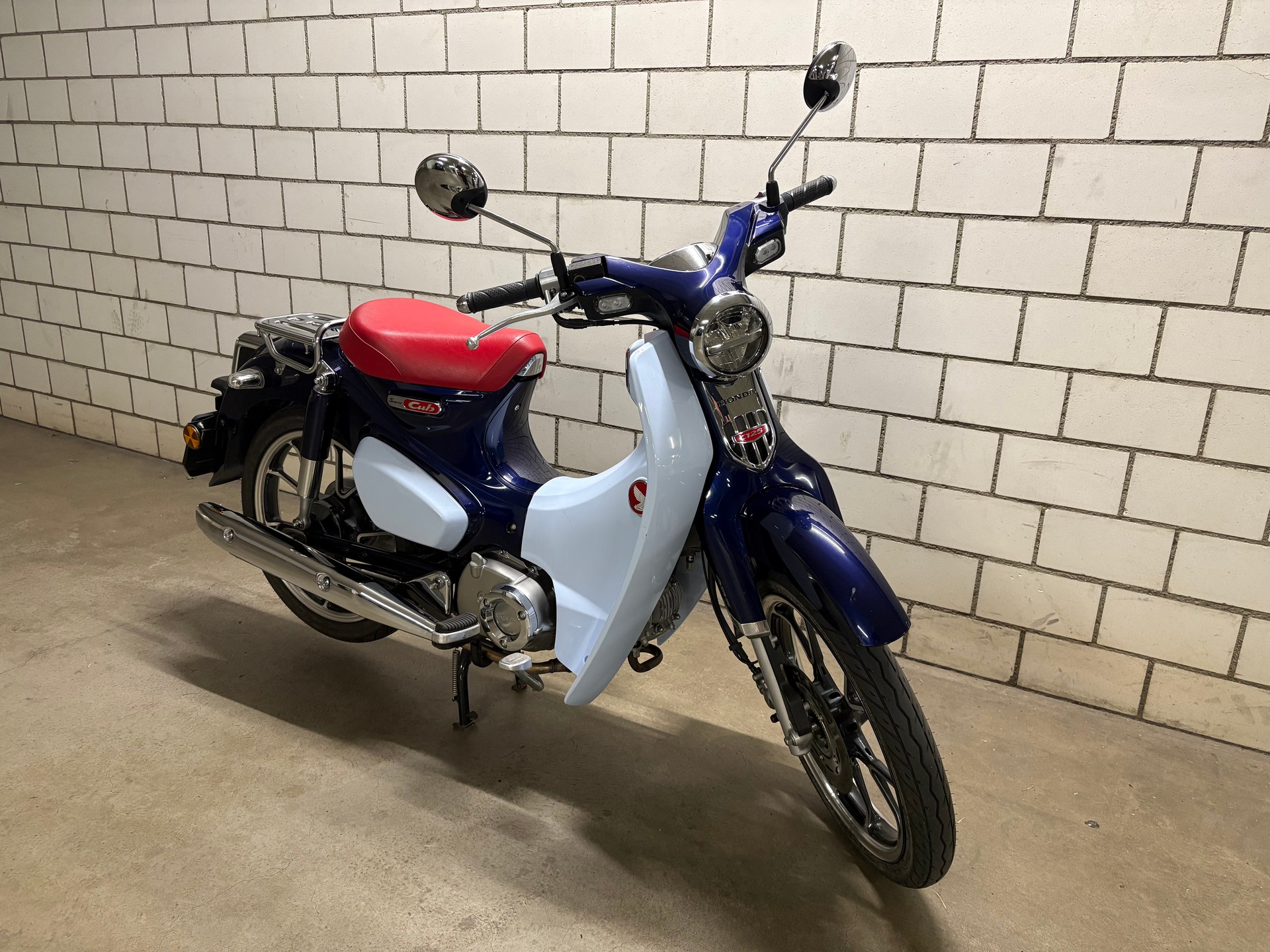 HONDA C 125 Super Cub-image-0