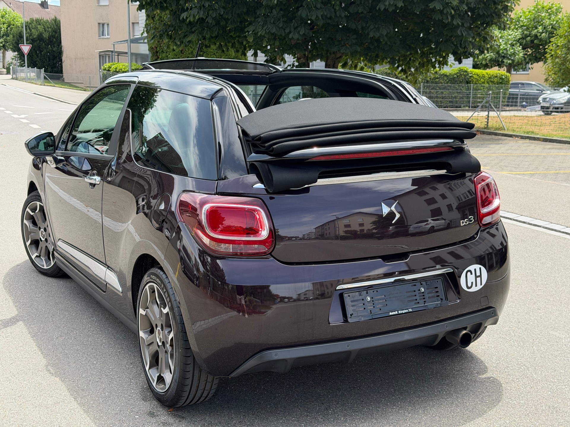 DS AUTOMOBILES DS 3 Cabrio 1.2 PureTech SO Chic EAT-image-8