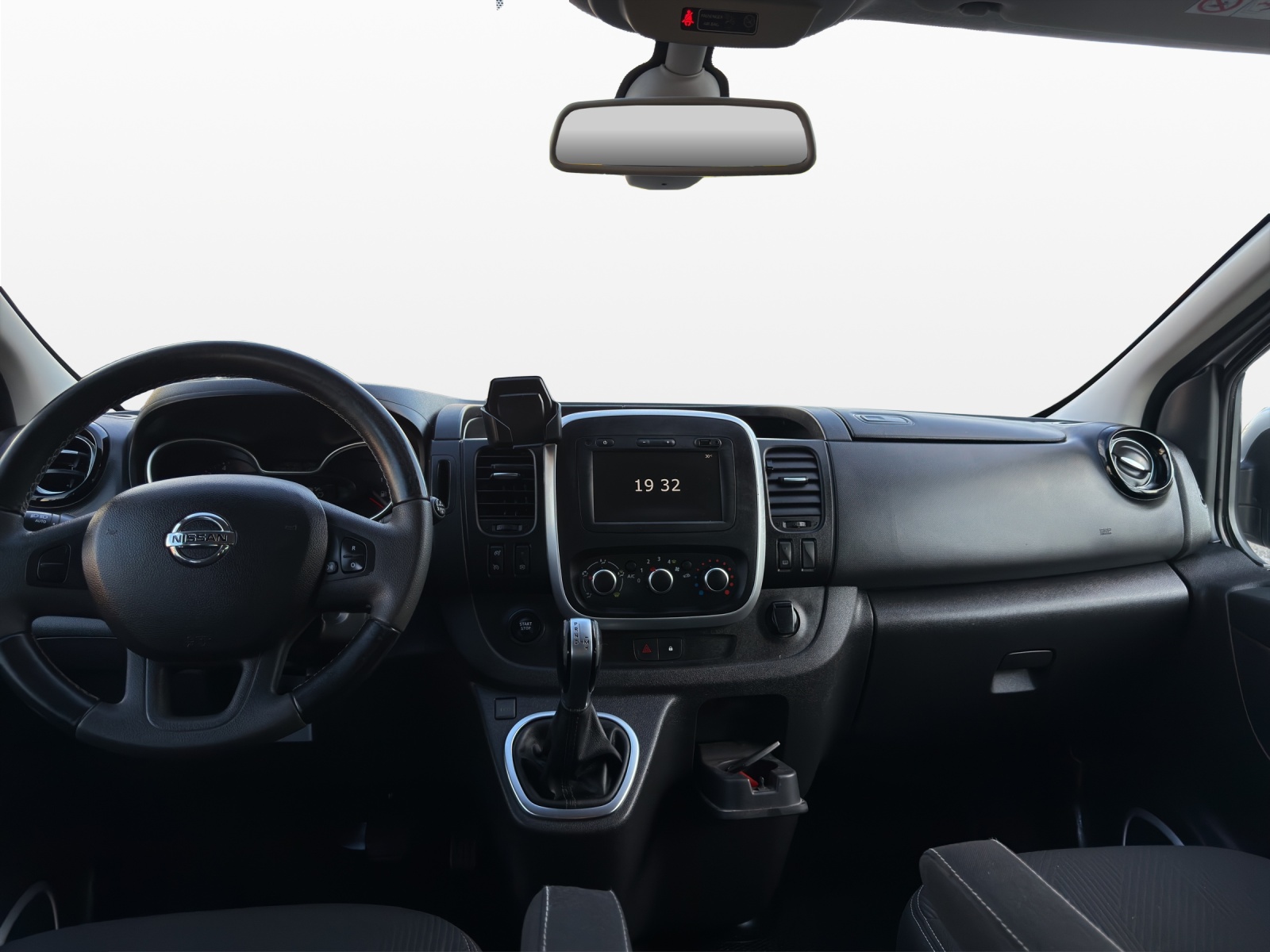 NISSAN NV300 dCi 170 2.9 L2H1 Premium 8Pl. DCT-image-11