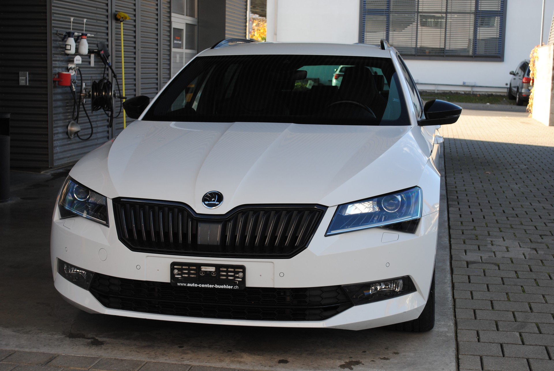 SKODA Superb Combi 2.0 TDi SportLine+ 4x4 DSG-showroom-element-1