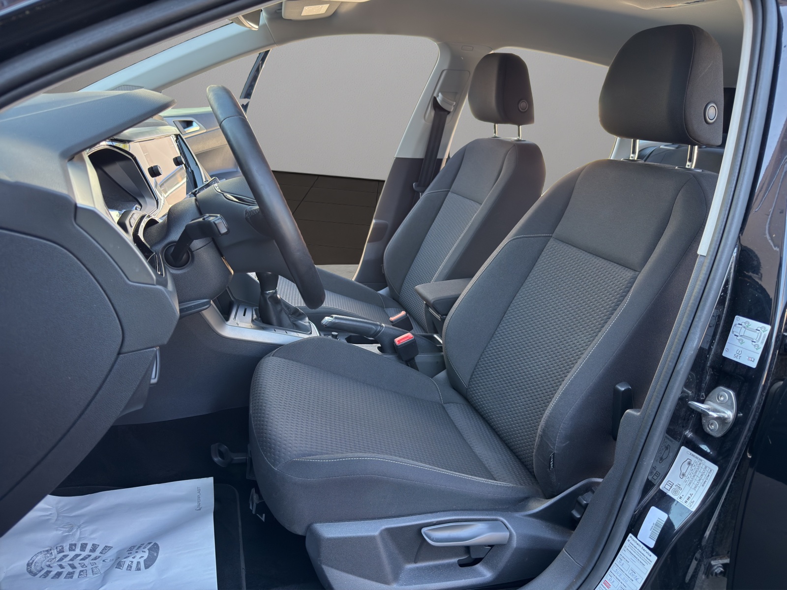 VW Polo 1.0 TSI Life-image-8