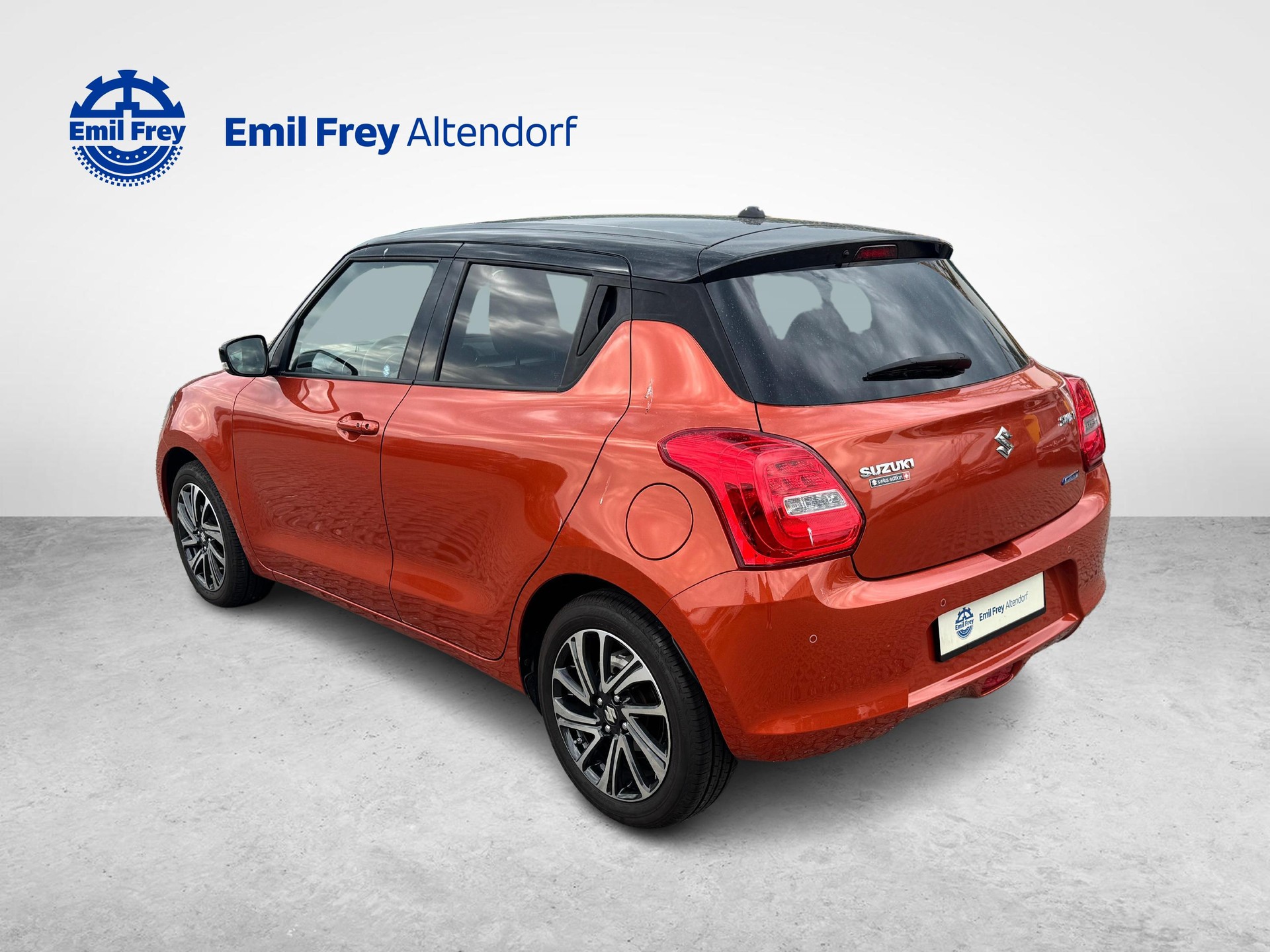 SUZUKI Swift 1.2 Compact Top Hybrid-showroom-element-2