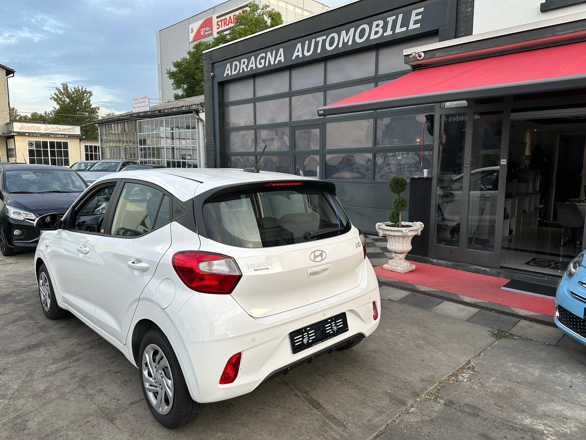 HYUNDAI i10 1.0 Origo Automat-showroom-element-3