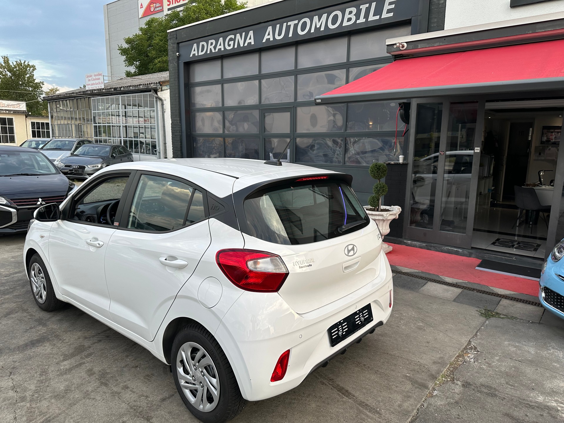 HYUNDAI i10 1.0 Origo Automat-image-4