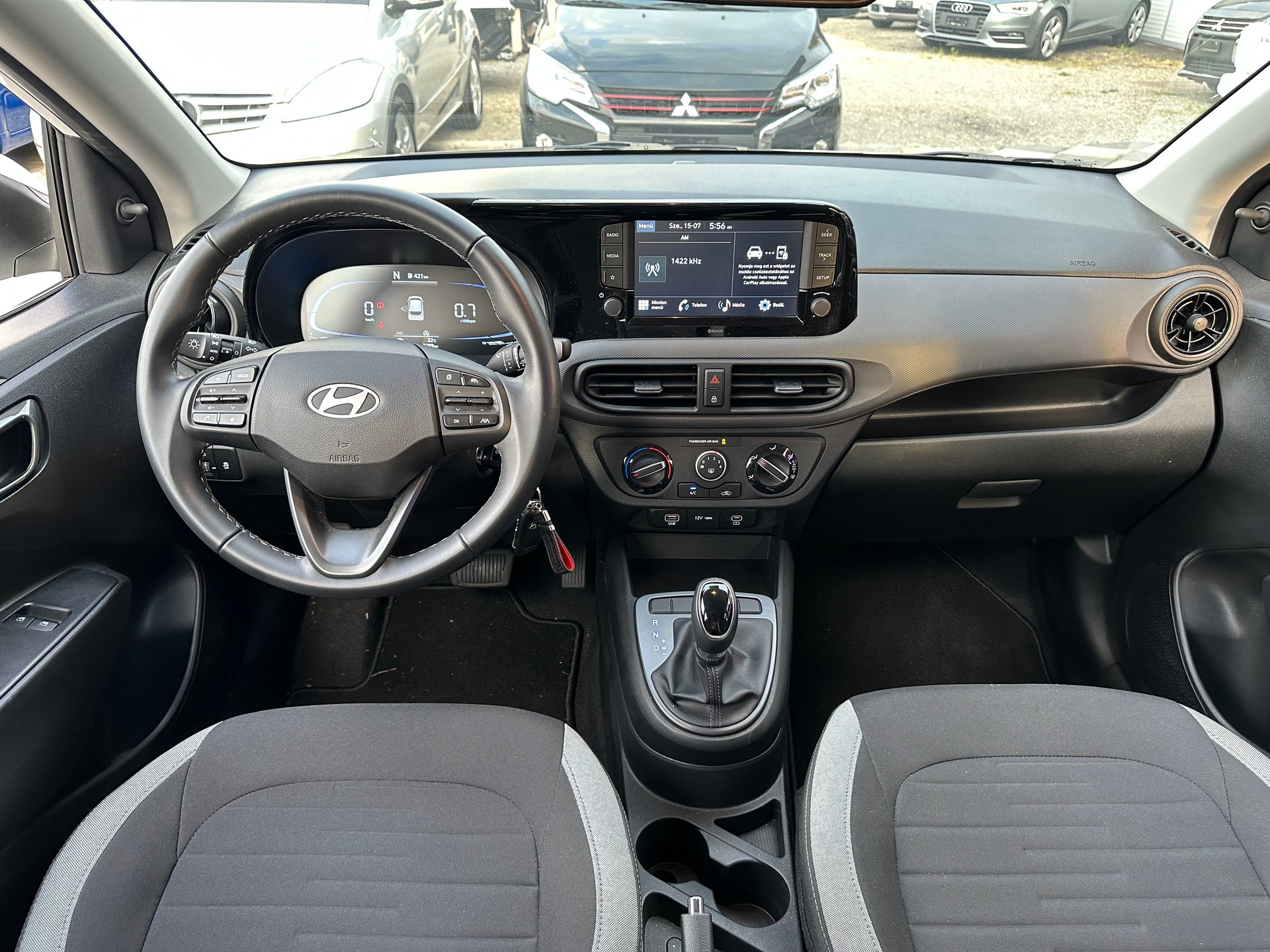 HYUNDAI i10 1.0 Origo Automat-image-7