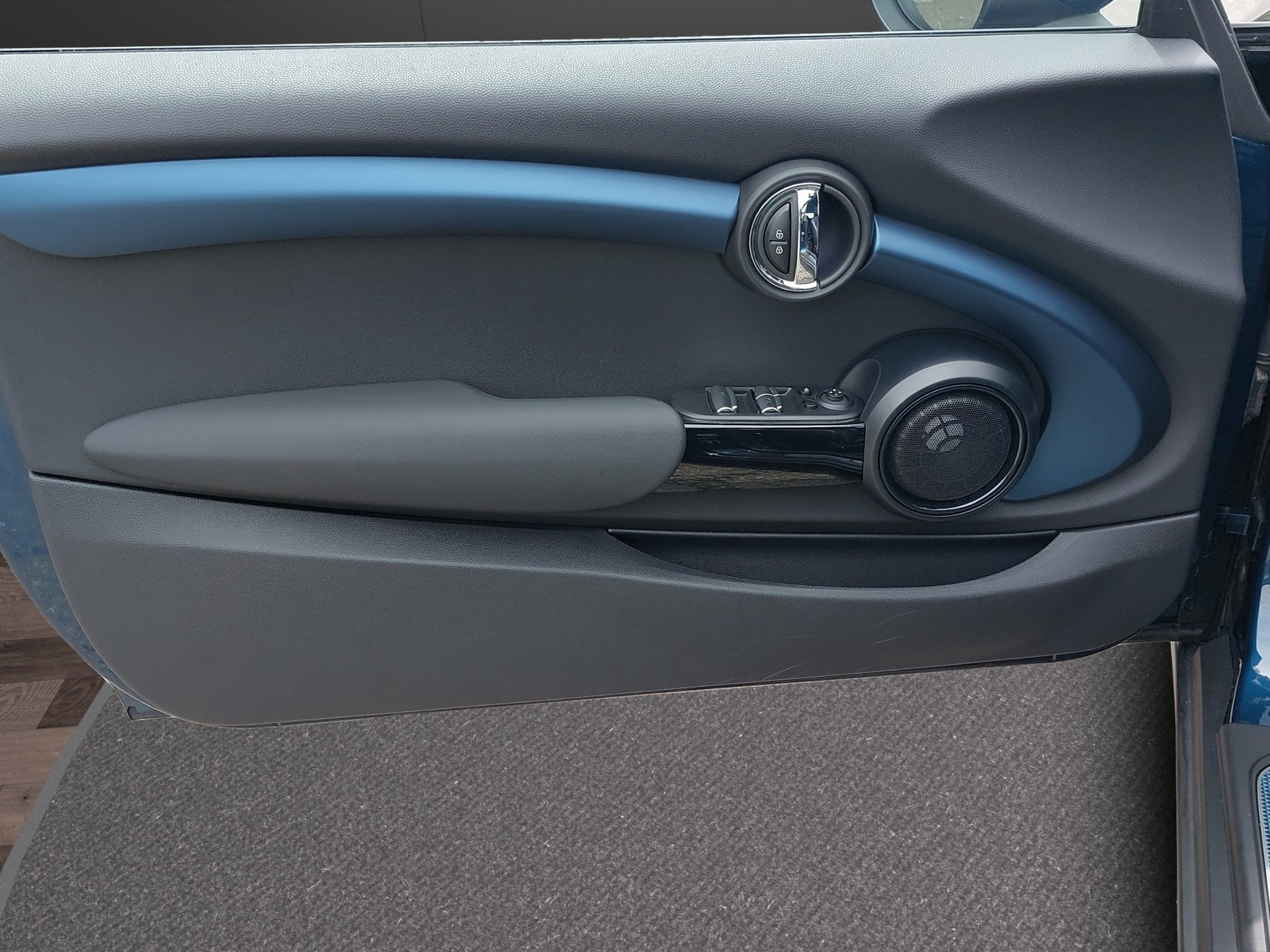 MINI Cabrio F57 2.0i Cooper S SDKG-image-18
