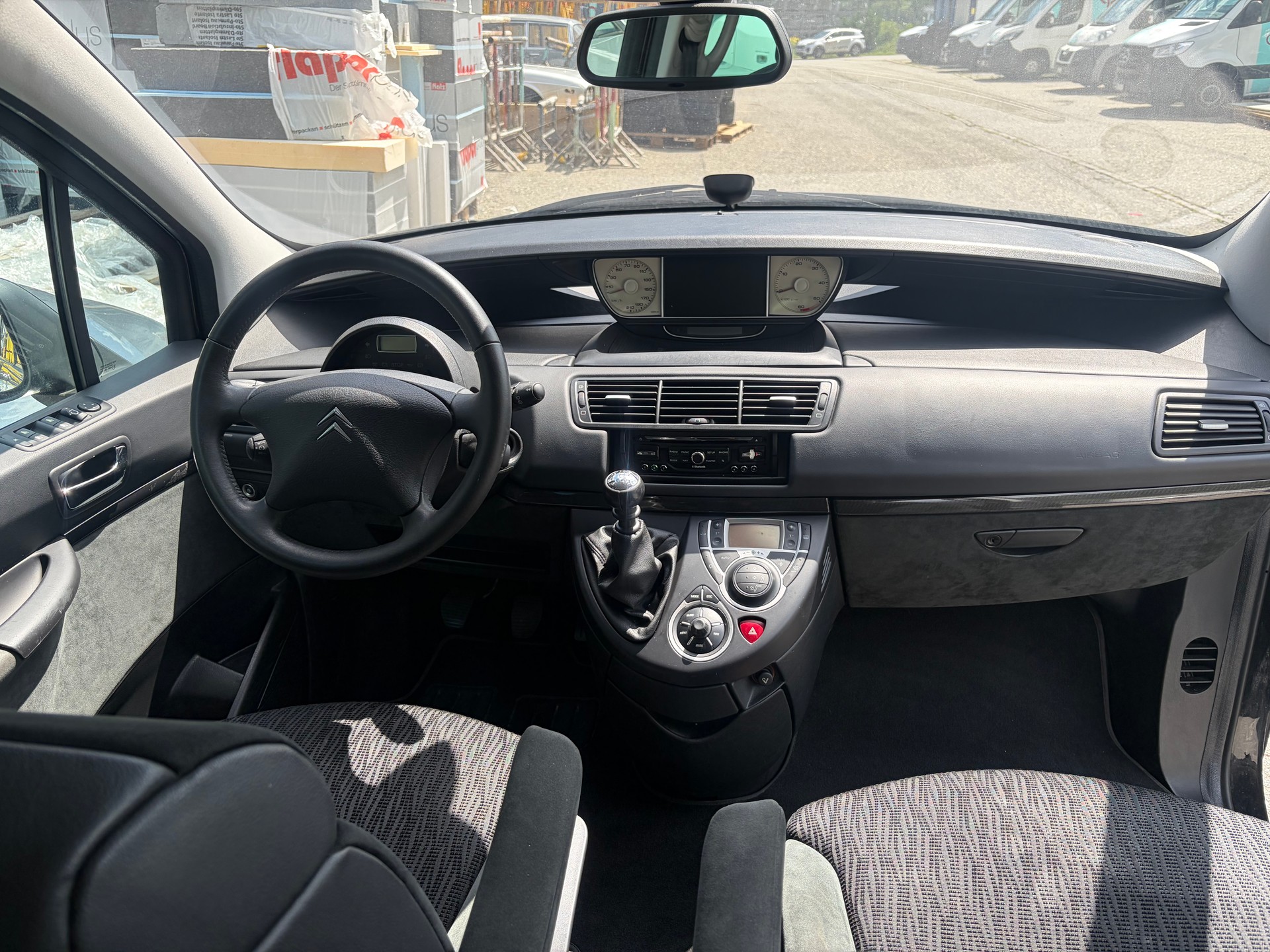 CITROEN C8 2.0 16V HDi Séduction-image-1