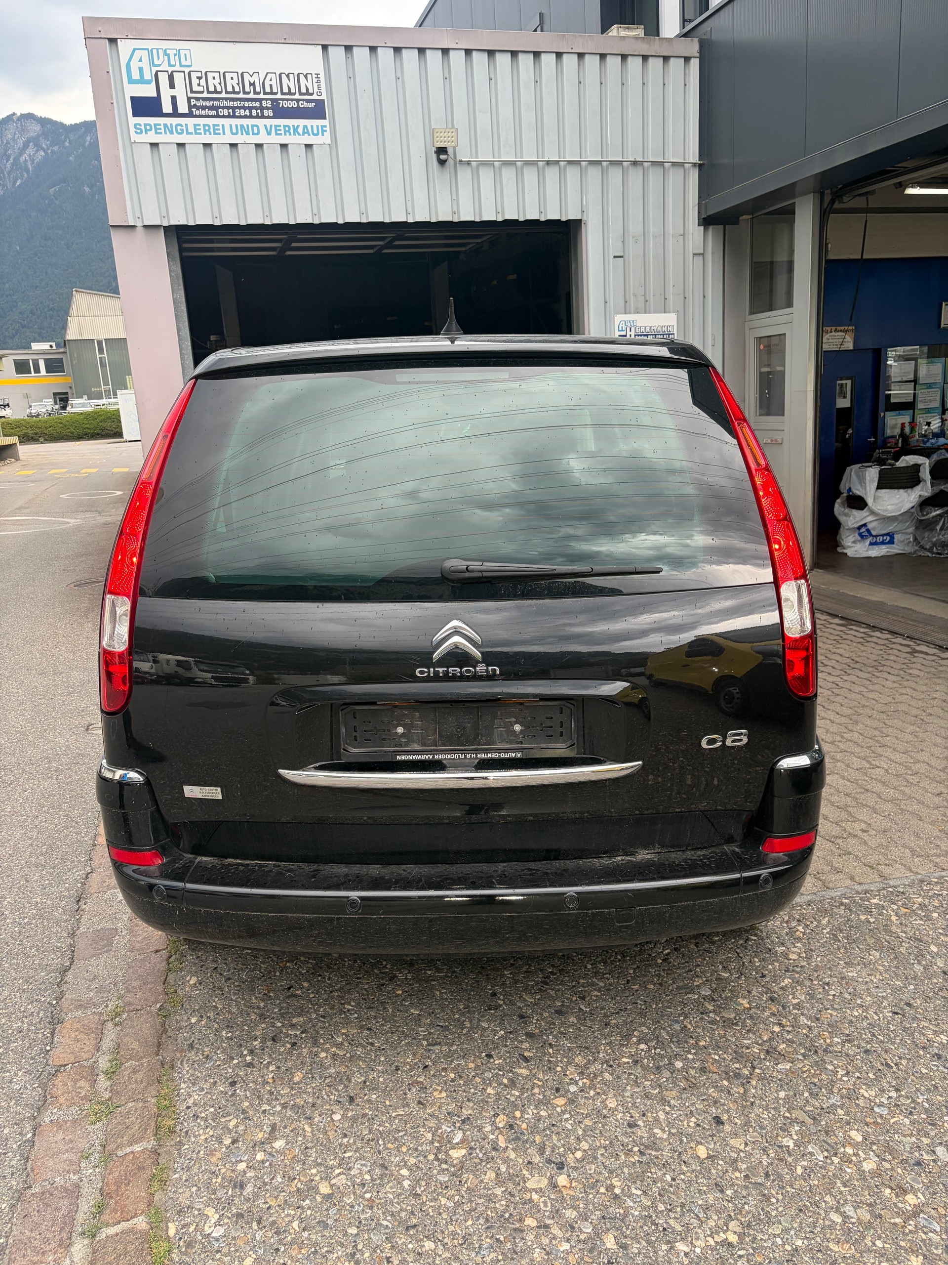 CITROEN C8 2.0 16V HDi Séduction-image-8