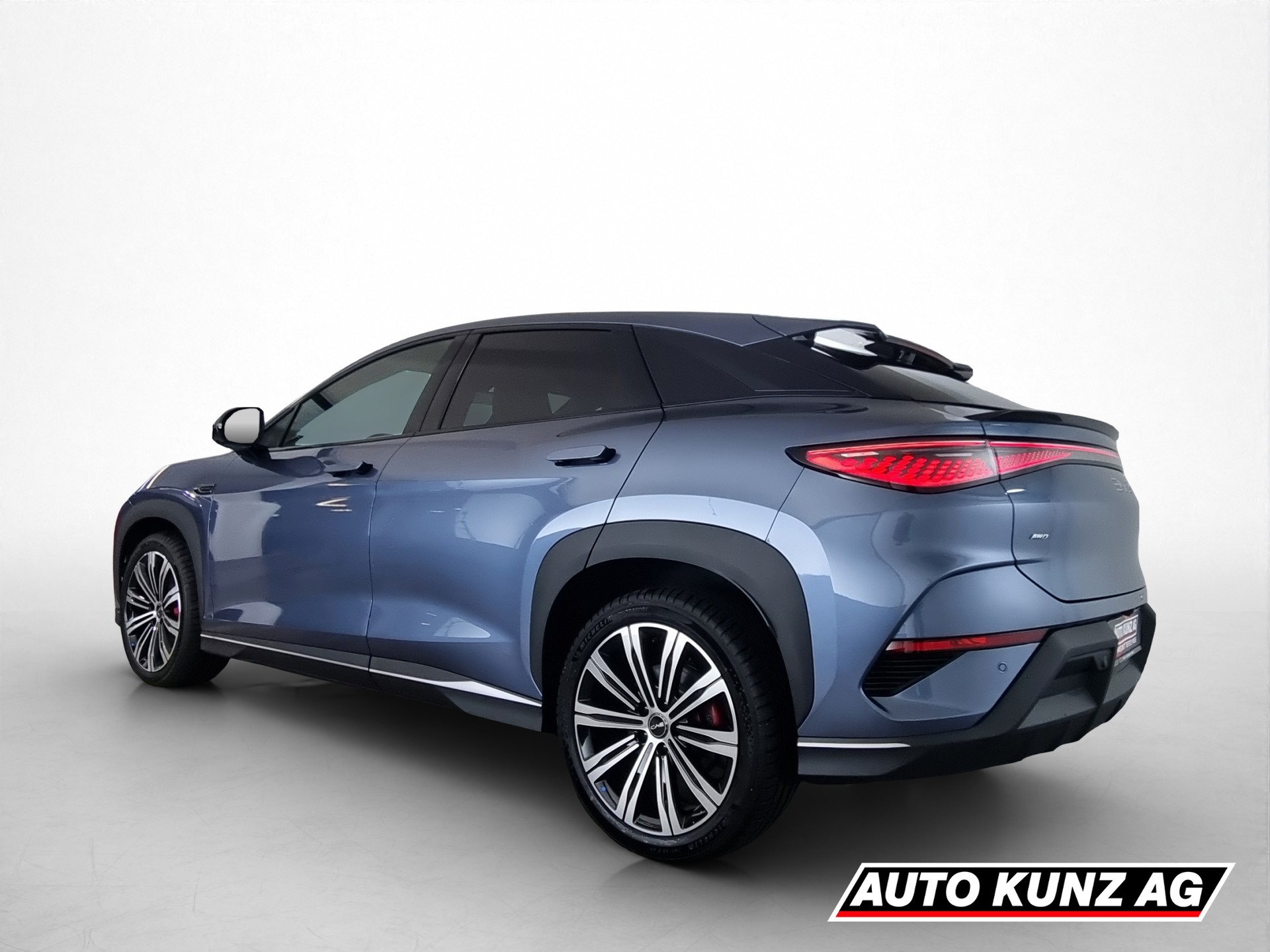BYD Sealion 7 91,3 kWh Excellence AWD-showroom-element-3