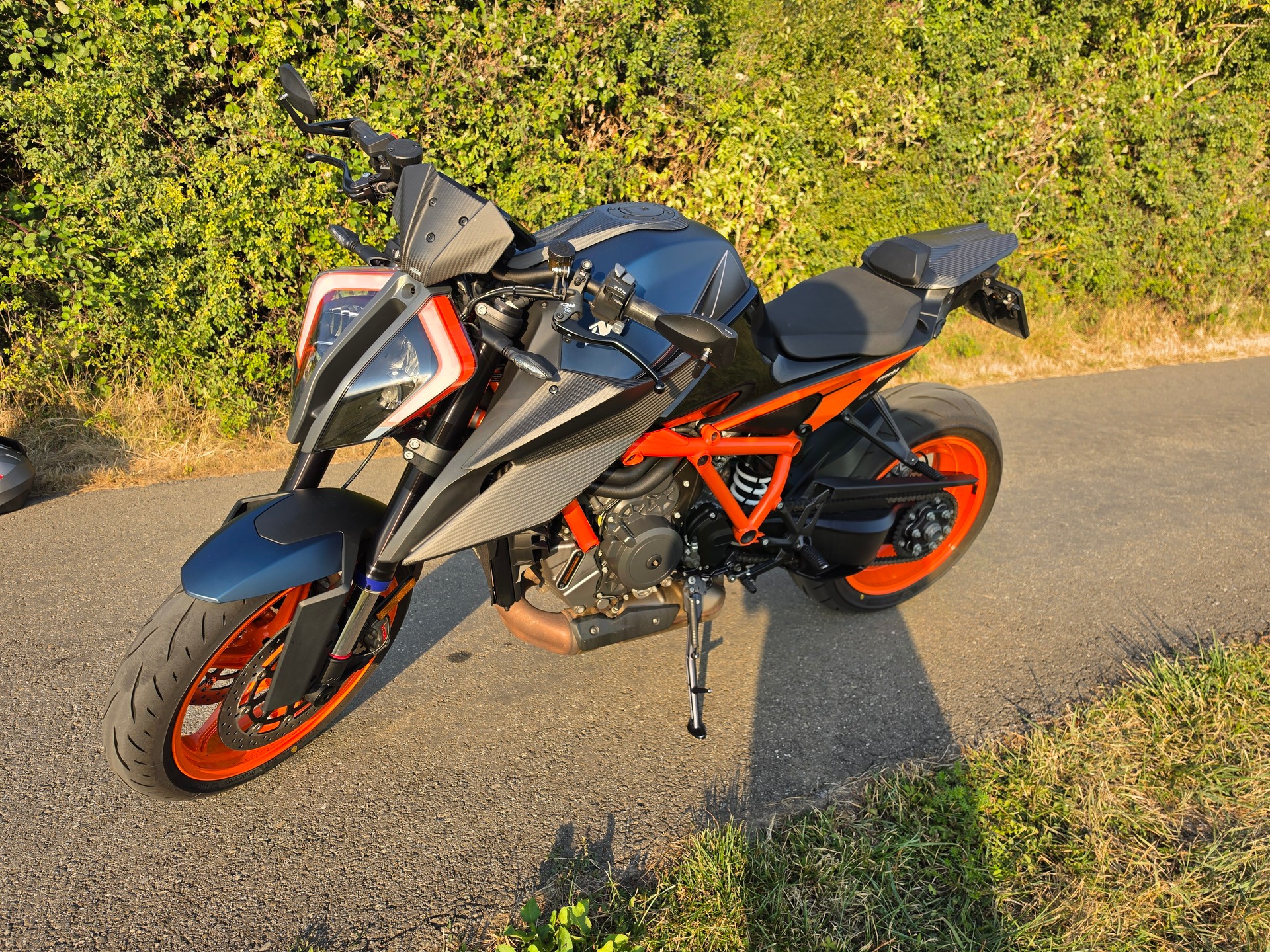 KTM 1290 Super Duke R EVO-image-0