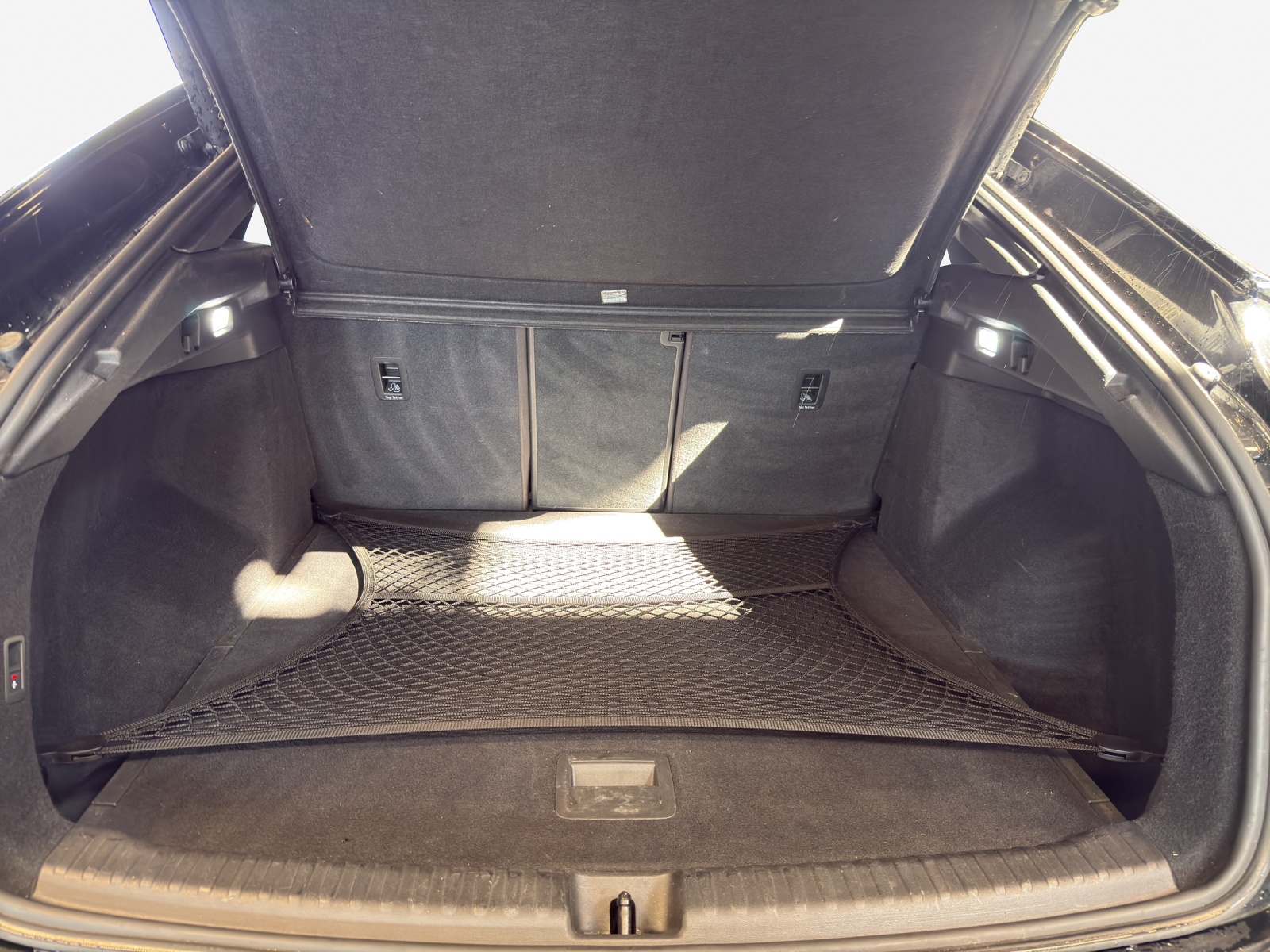 AUDI Q4 Sportback e-tron 50 quattro-image-12