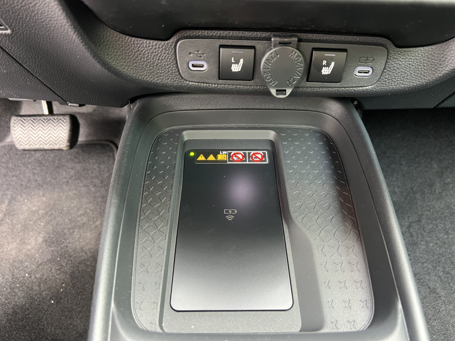 TOYOTA Aygo X 1.5 VVT-i HSD Comfort-image-12