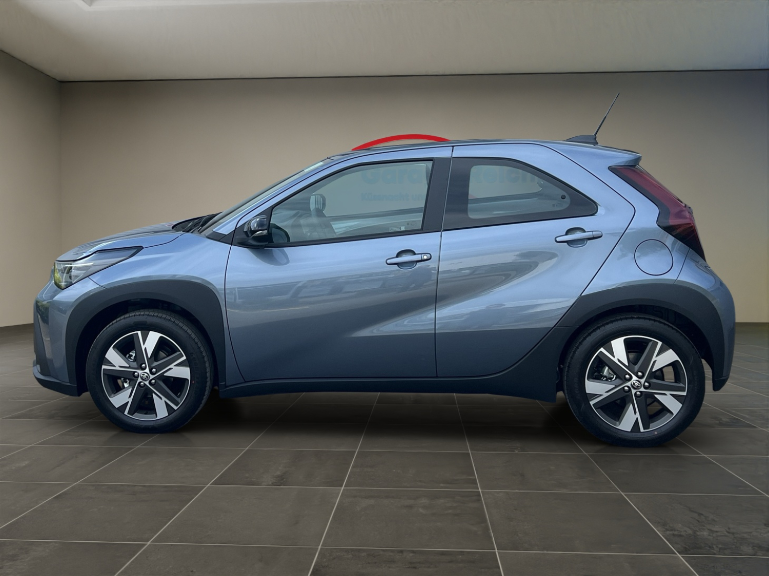 TOYOTA Aygo X 1.5 VVT-i HSD Comfort-showroom-element-1