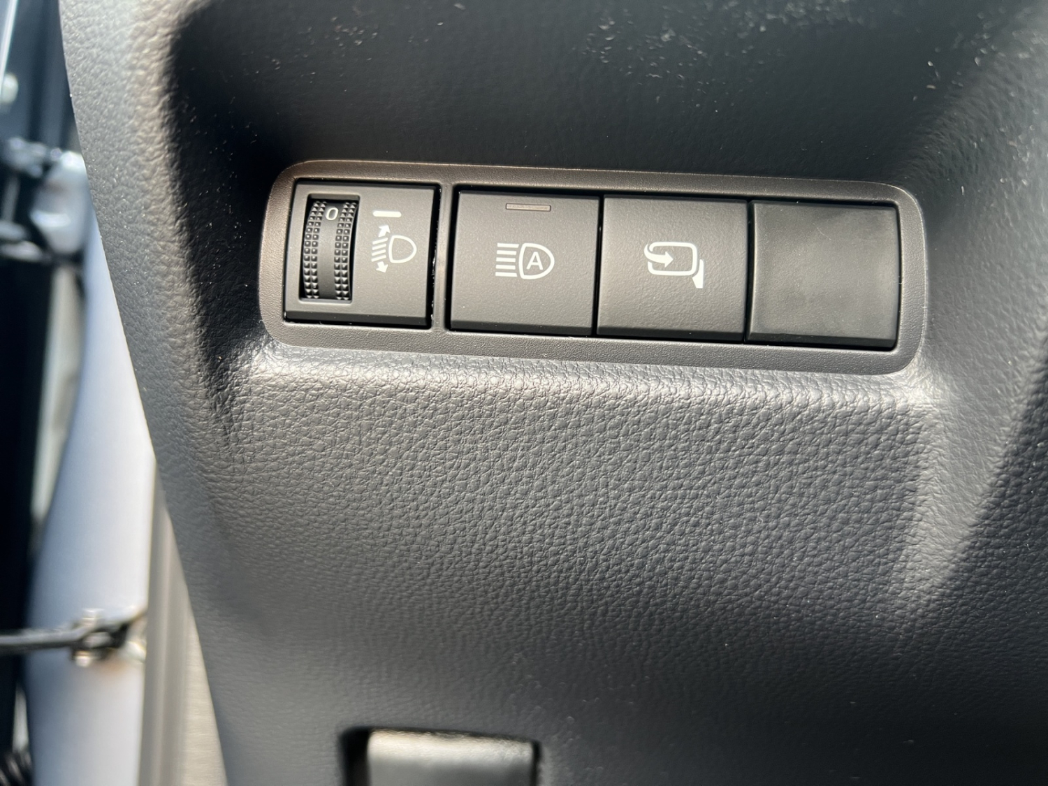TOYOTA Aygo X 1.5 VVT-i HSD Comfort-image-15